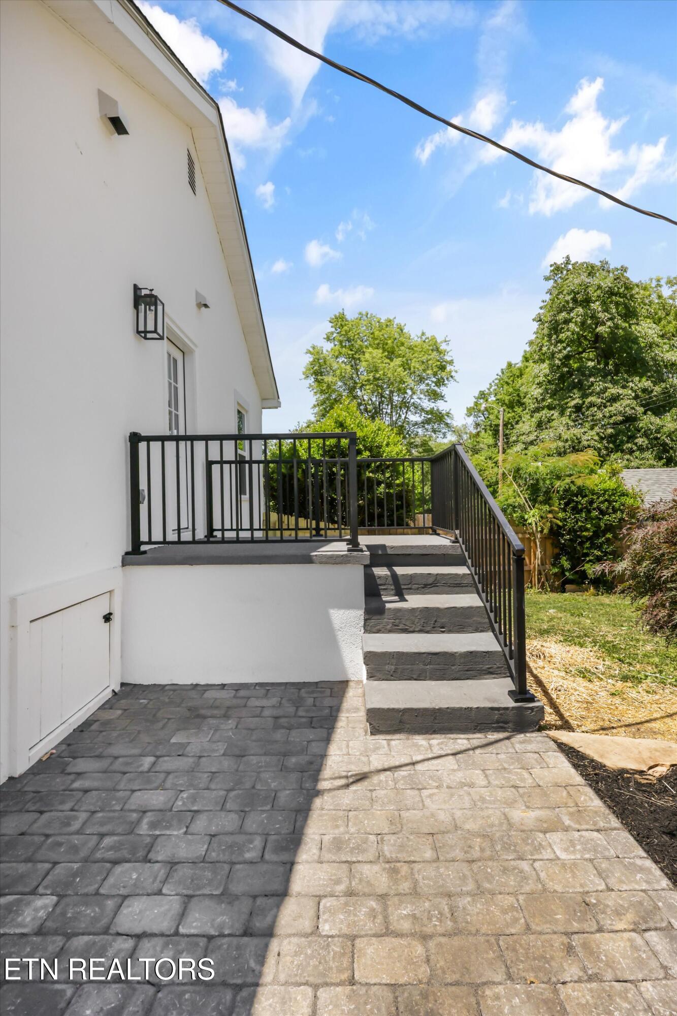 3352 Bellevue Street Knoxville TN 37917