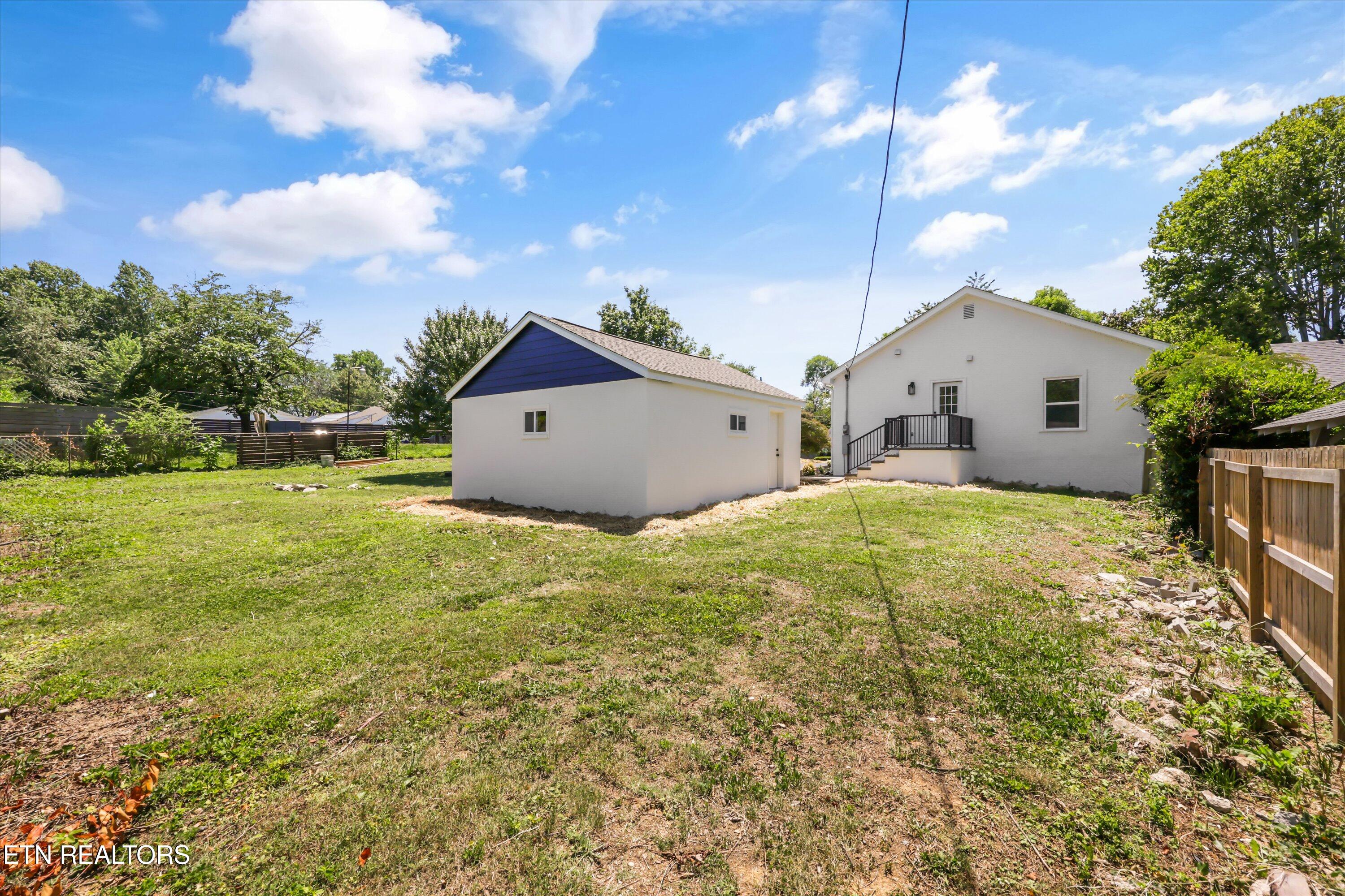 3352 Bellevue Street Knoxville TN 37917