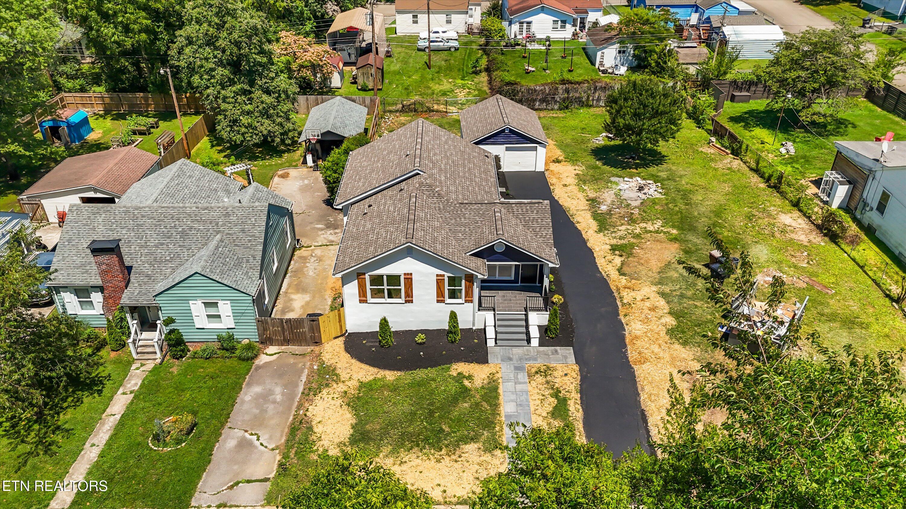 3352 Bellevue Street Knoxville TN 37917