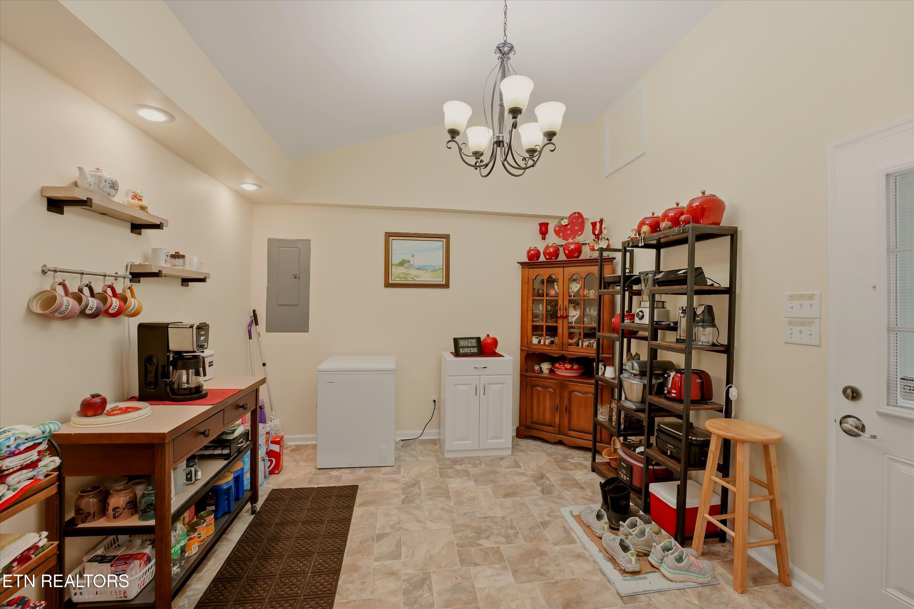 103 Independence Lane Oak Ridge TN 37830