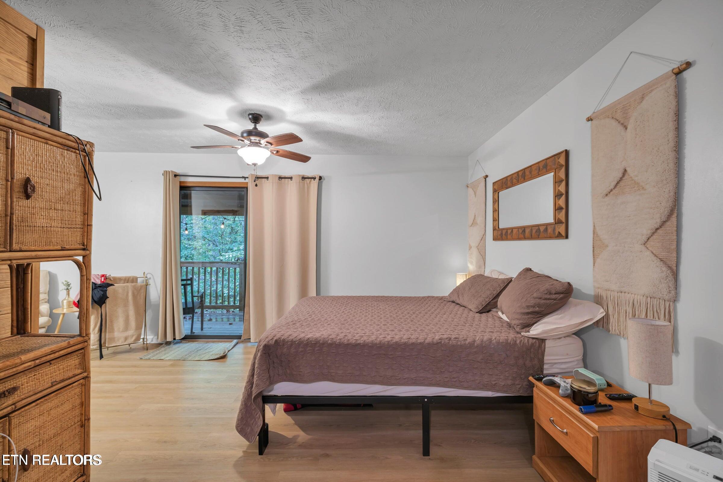 2036 Ridge Road Pigeon Forge TN 37863