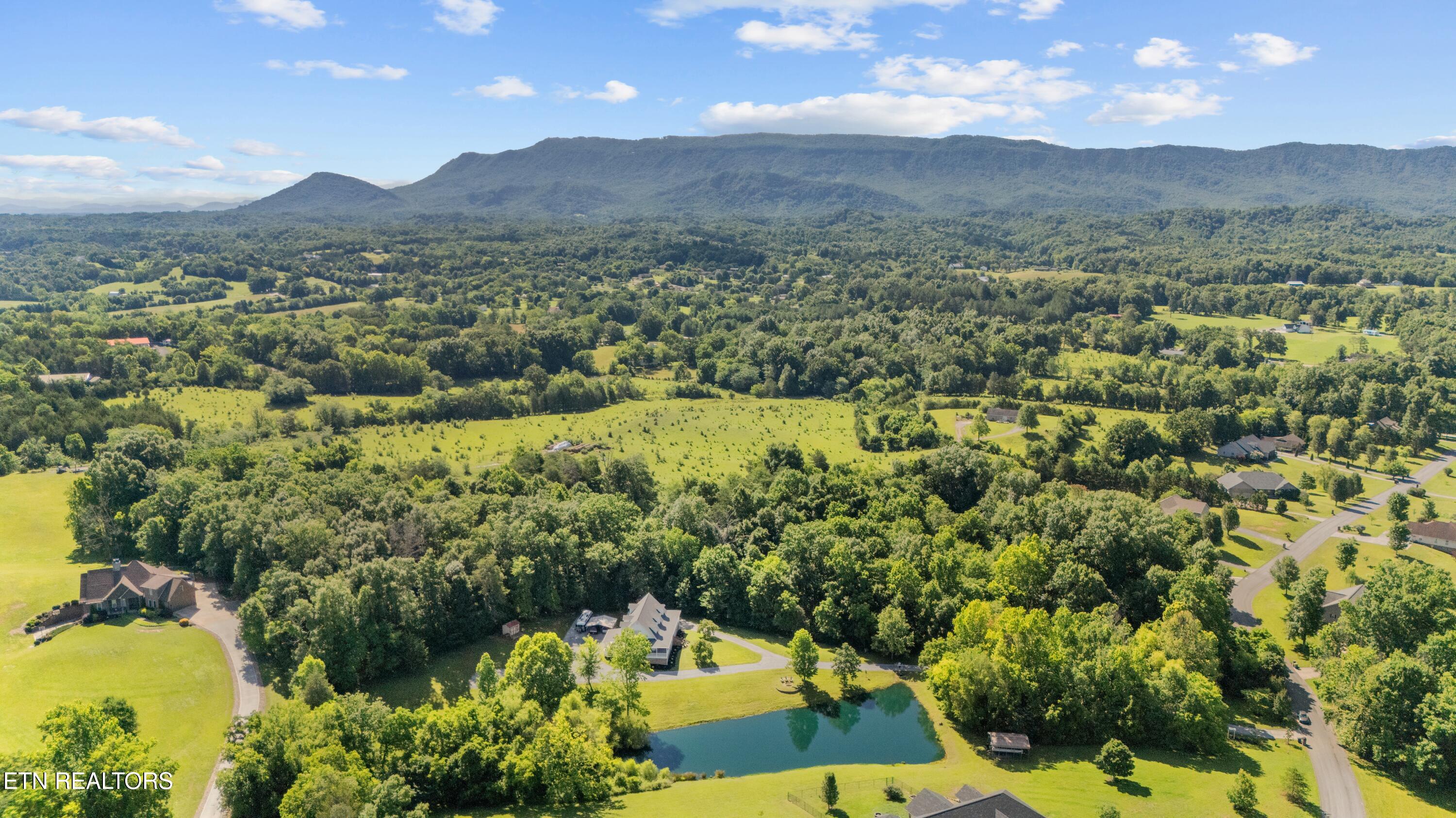 680 Gateway Lane Seymour TN 37865