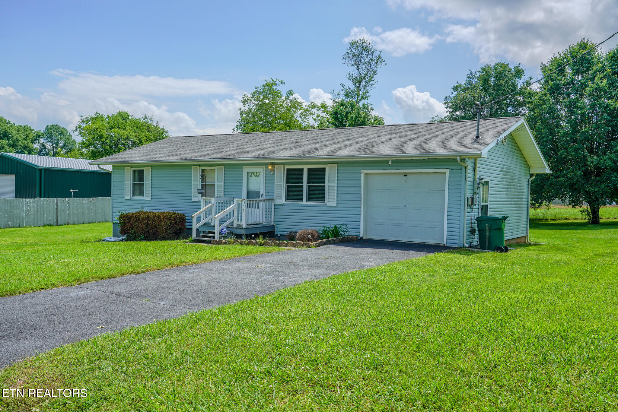 377 Hidden Valley Circle Seymour TN 37865