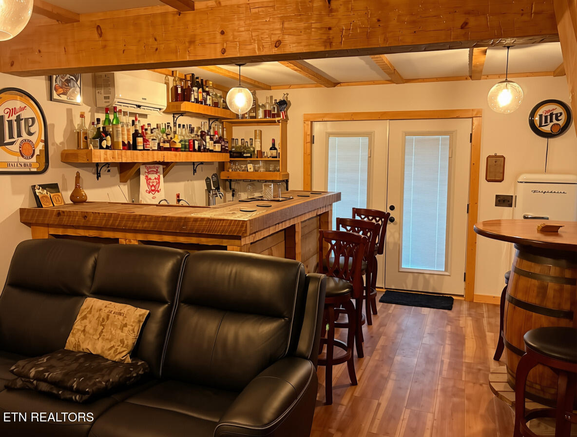 1160 Oak Grove Road Harrogate TN 37752