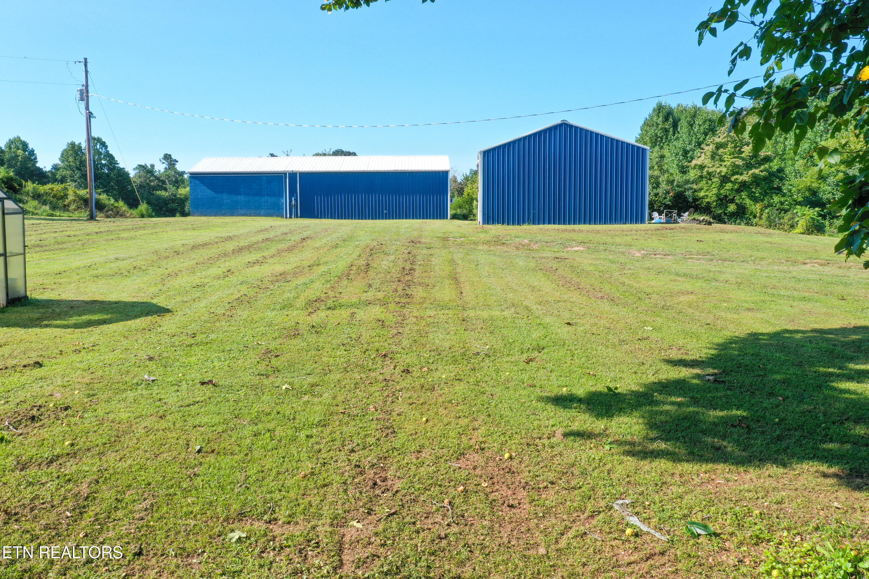 1160 Oak Grove Road Harrogate TN 37752