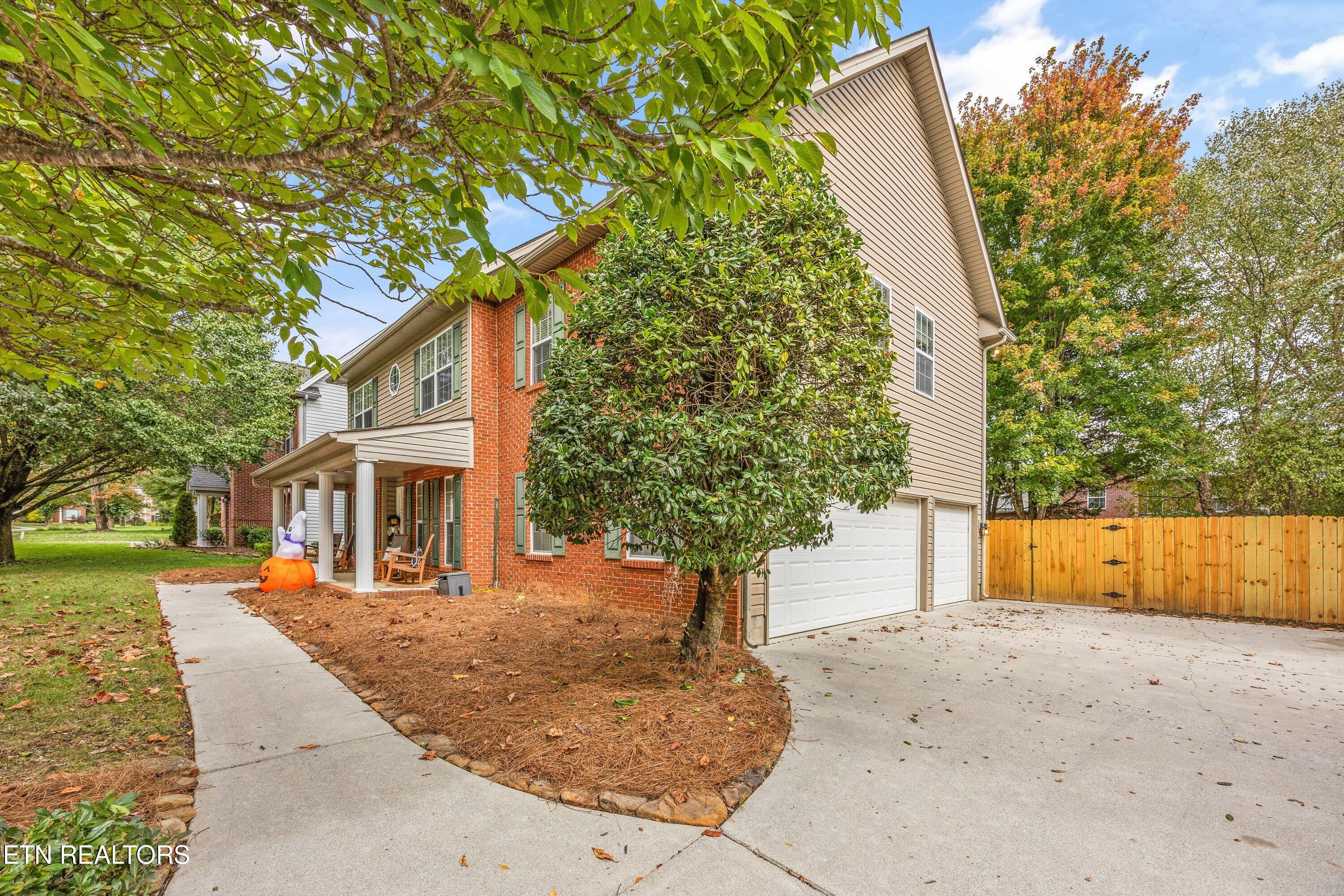 867 Baylor Circle Knoxville TN 37923