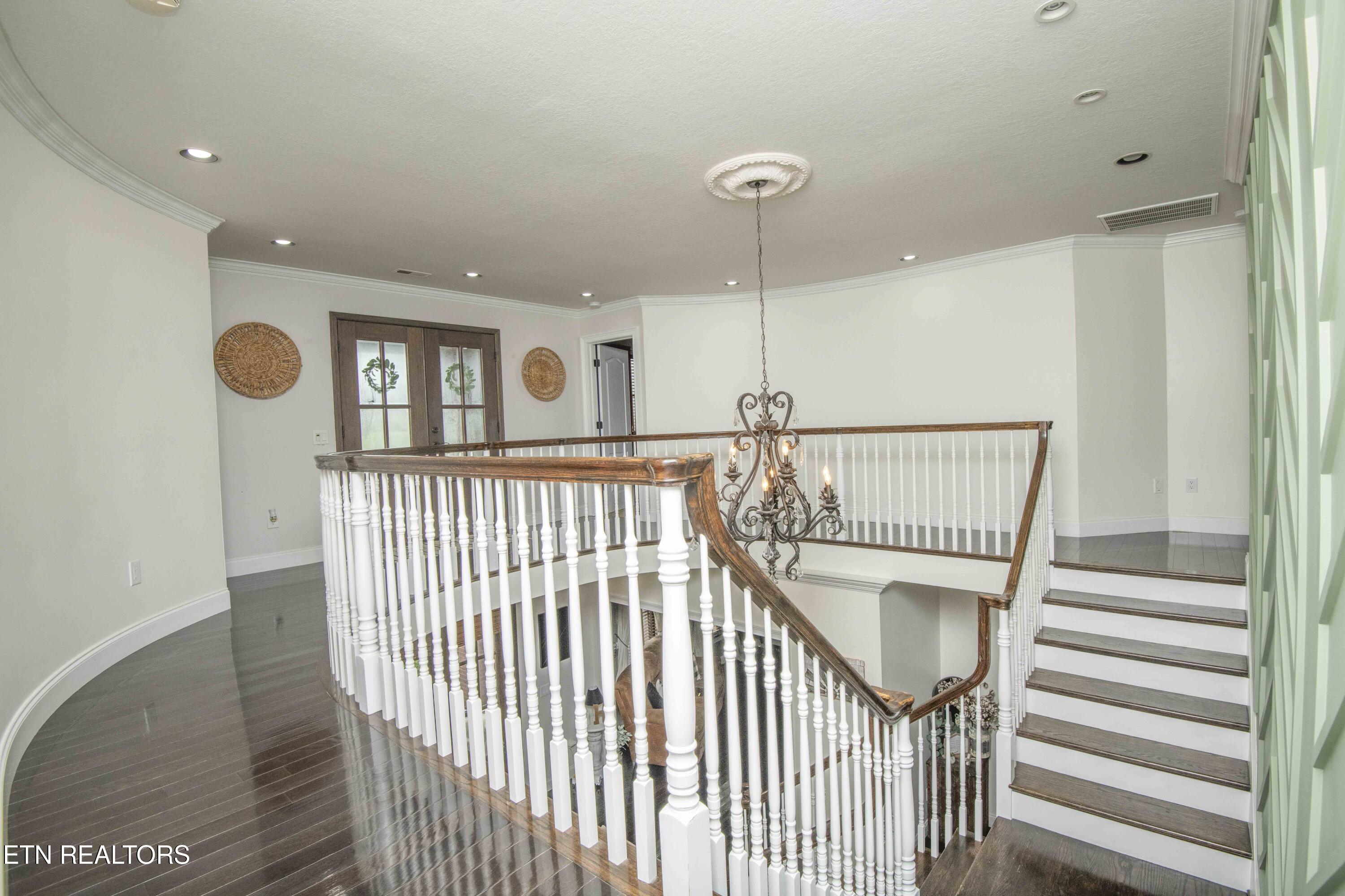 276 Pond View Drive Kingston TN 37763