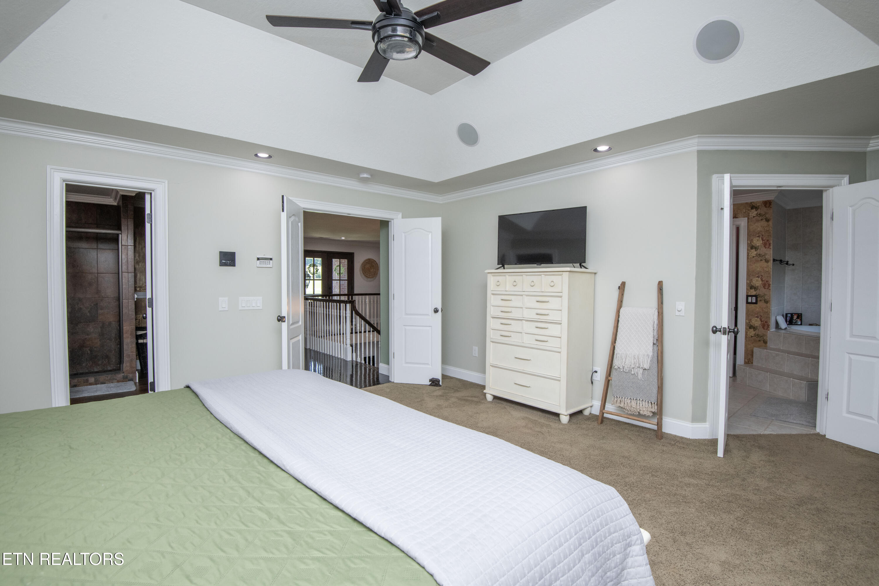 276 Pond View Drive Kingston TN 37763