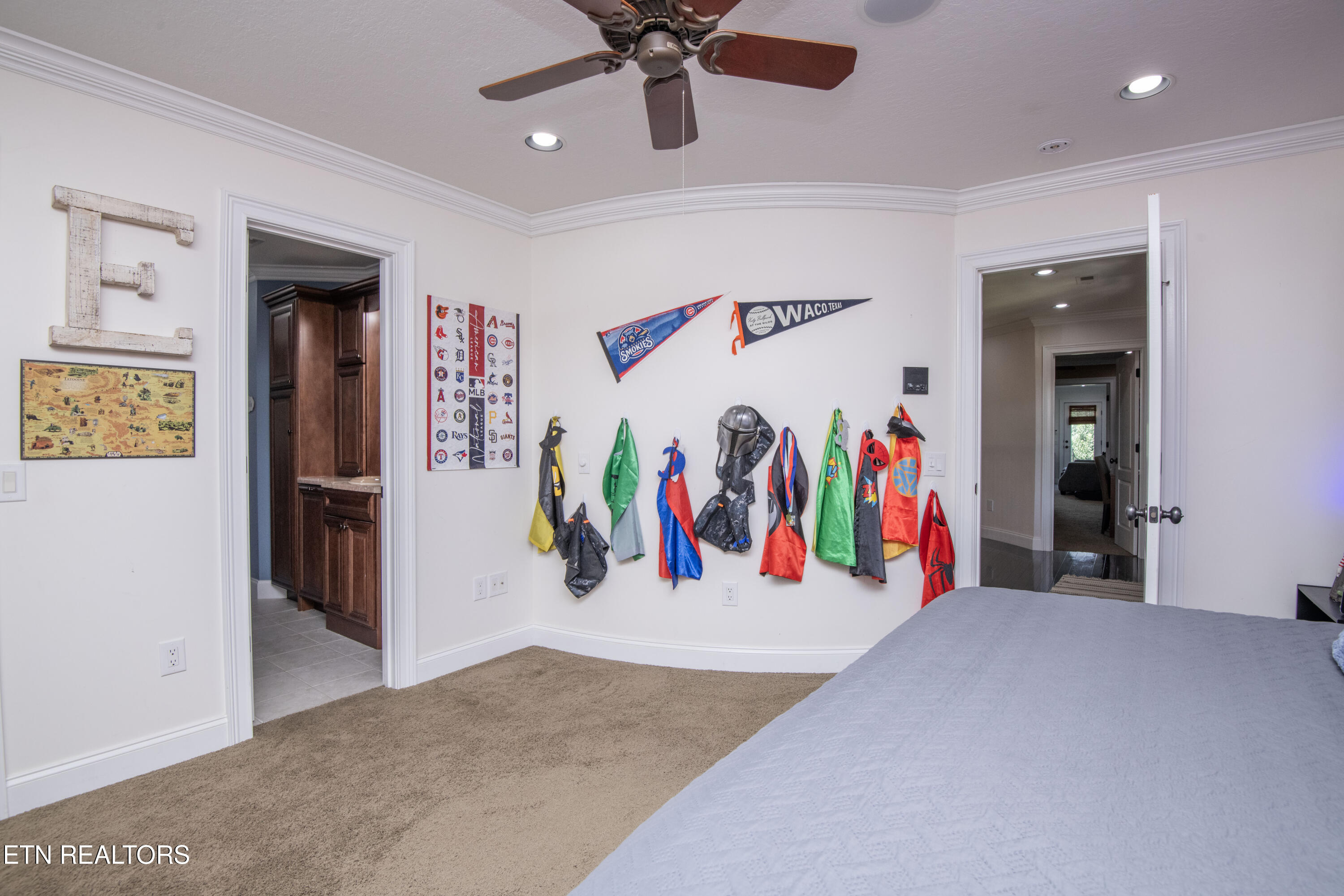 276 Pond View Drive Kingston TN 37763