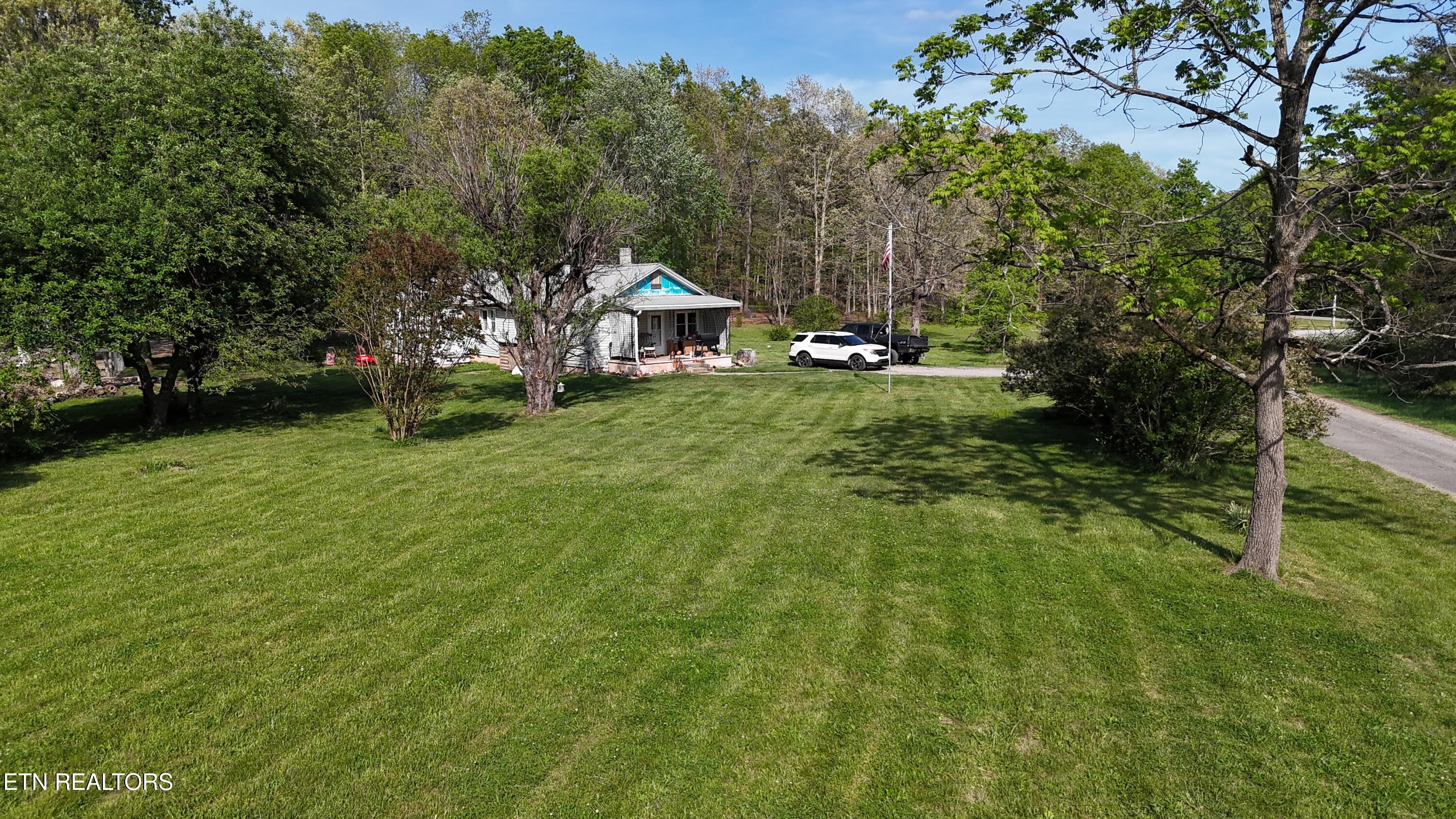 42 Dripping Springs Court Monterey TN 38574
