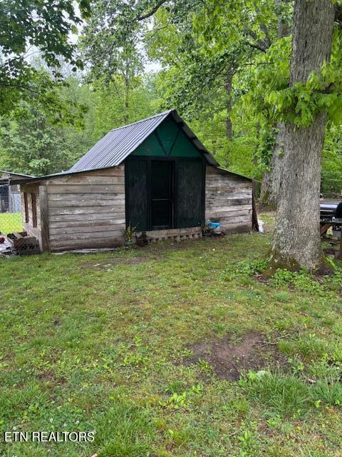42 Dripping Springs Court Monterey TN 38574