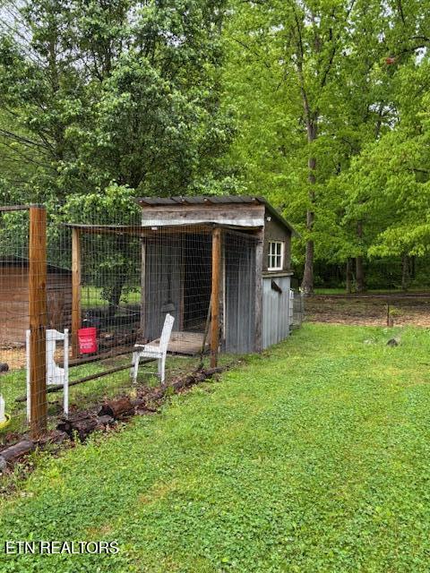 42 Dripping Springs Court Monterey TN 38574