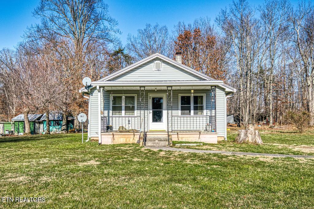 42 Dripping Springs Court Monterey TN 38574