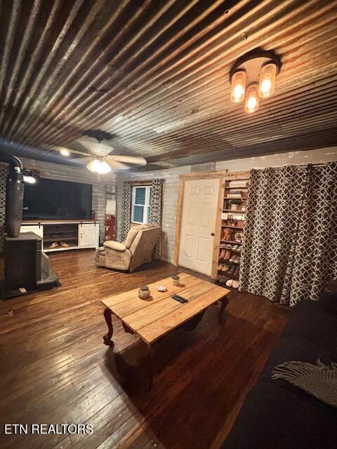 42 Dripping Springs Court Monterey TN 38574