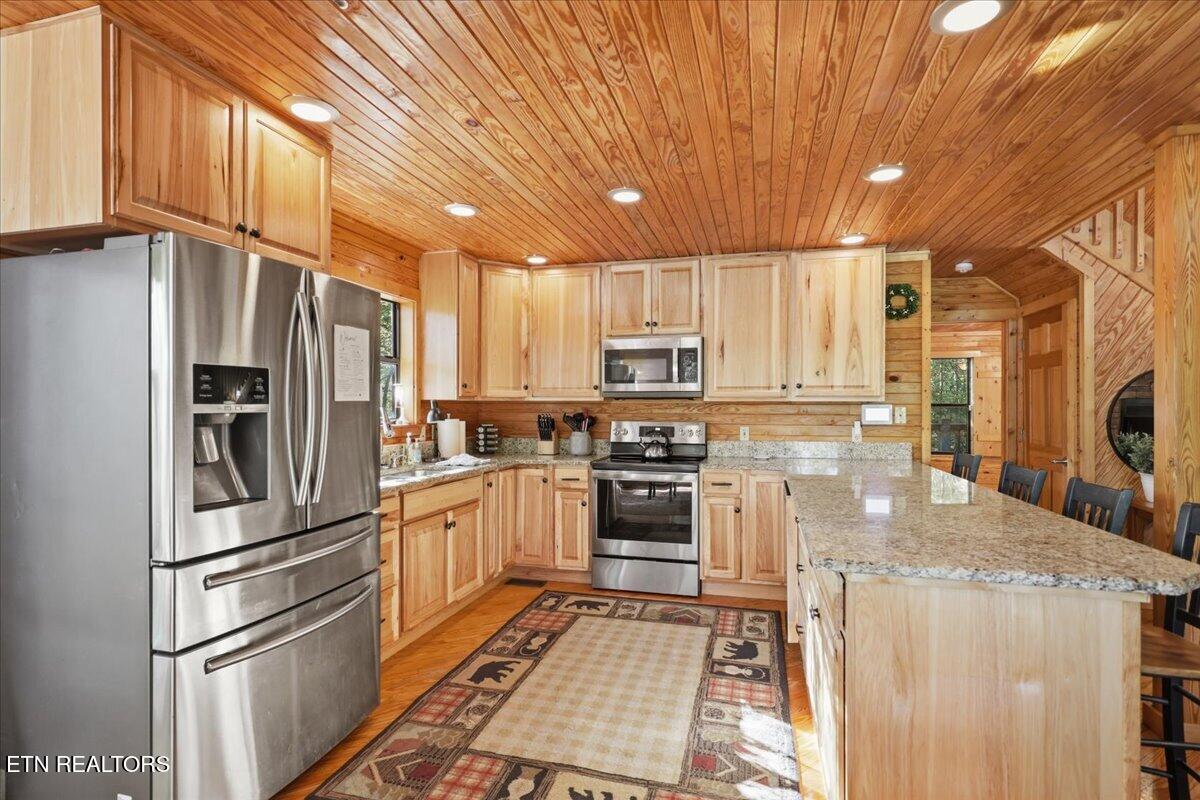 739 Stonegate Way Townsend TN 37882
