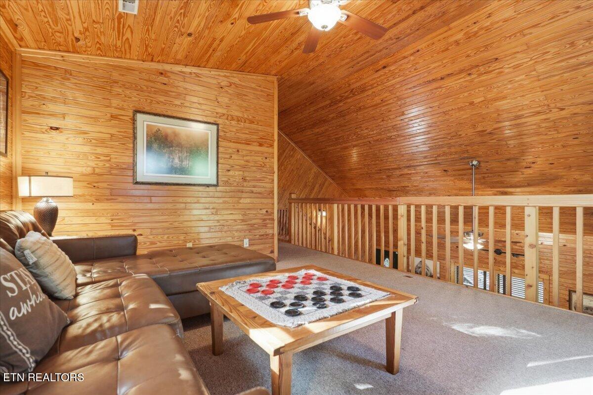 739 Stonegate Way Townsend TN 37882