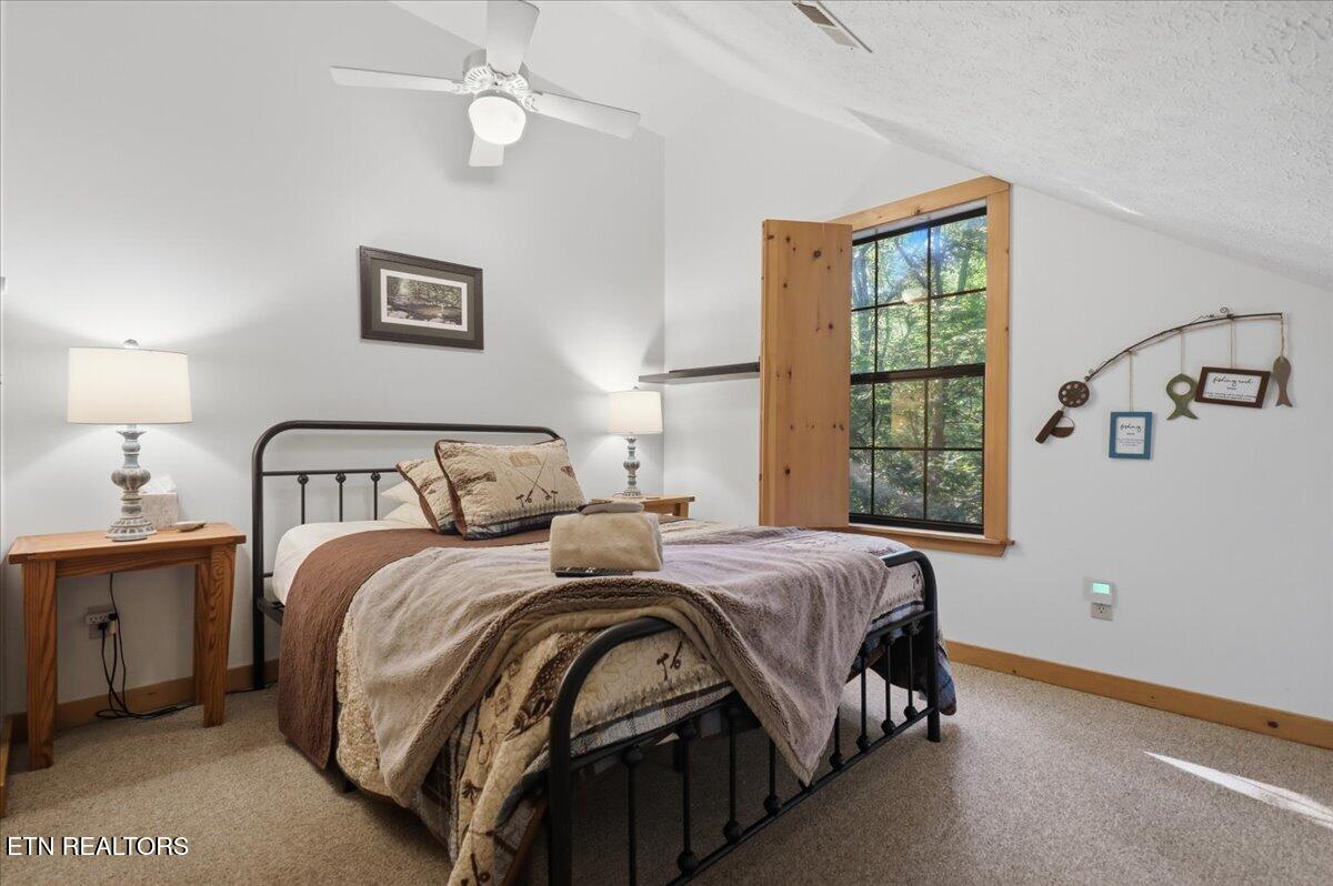 739 Stonegate Way Townsend TN 37882