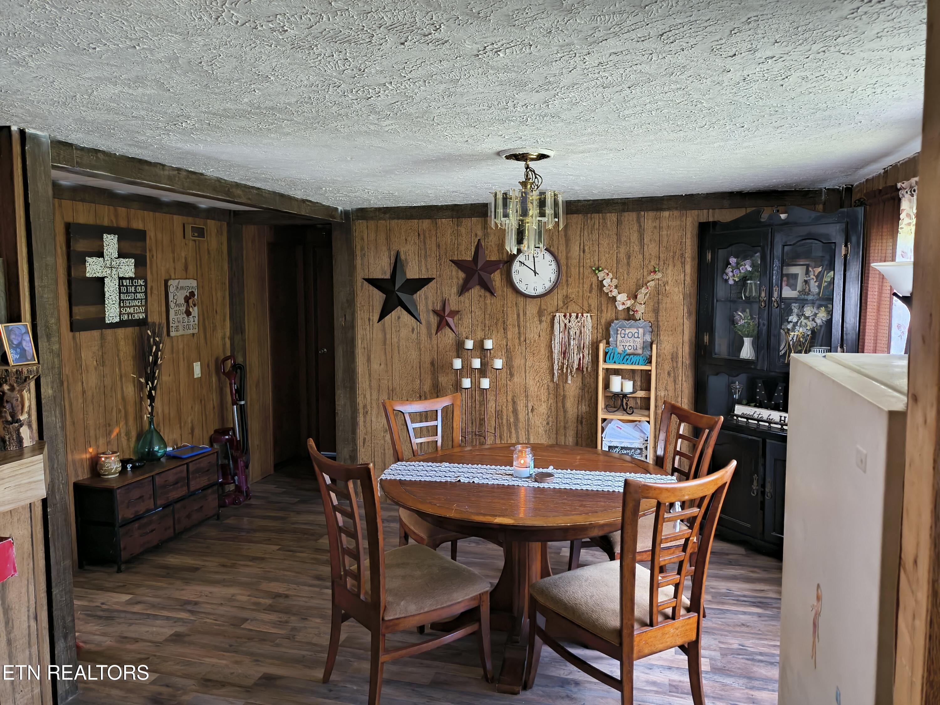 3552 Straight Fork Road Pioneer TN 37847
