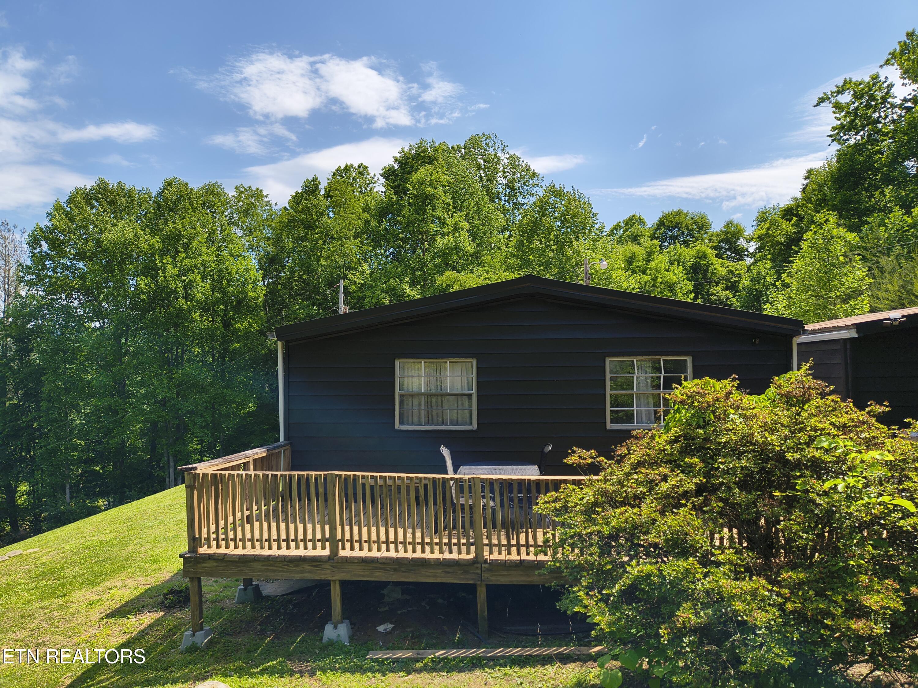 3552 Straight Fork Road Pioneer TN 37847