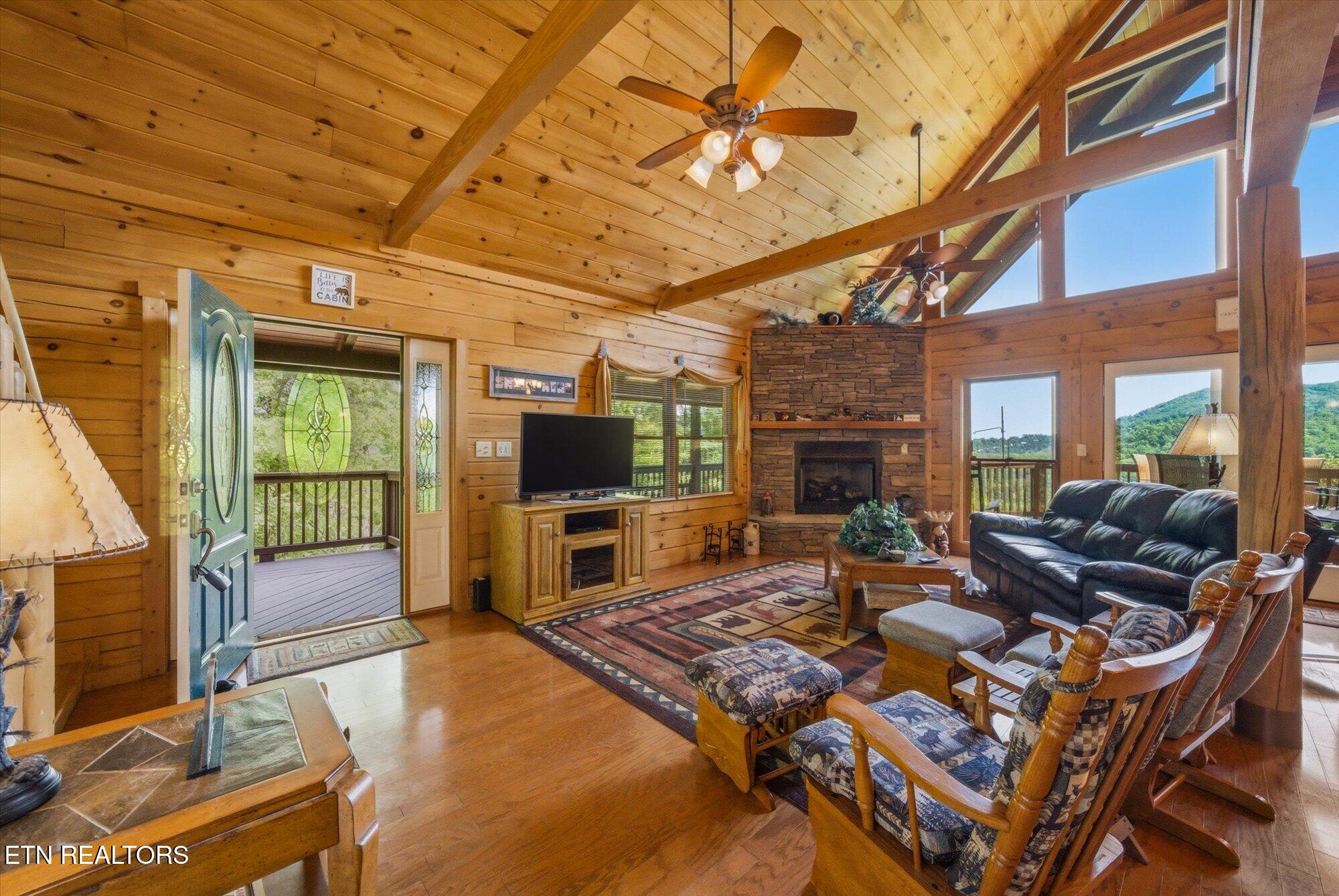 4524 Whetstone Road Sevierville TN 37862