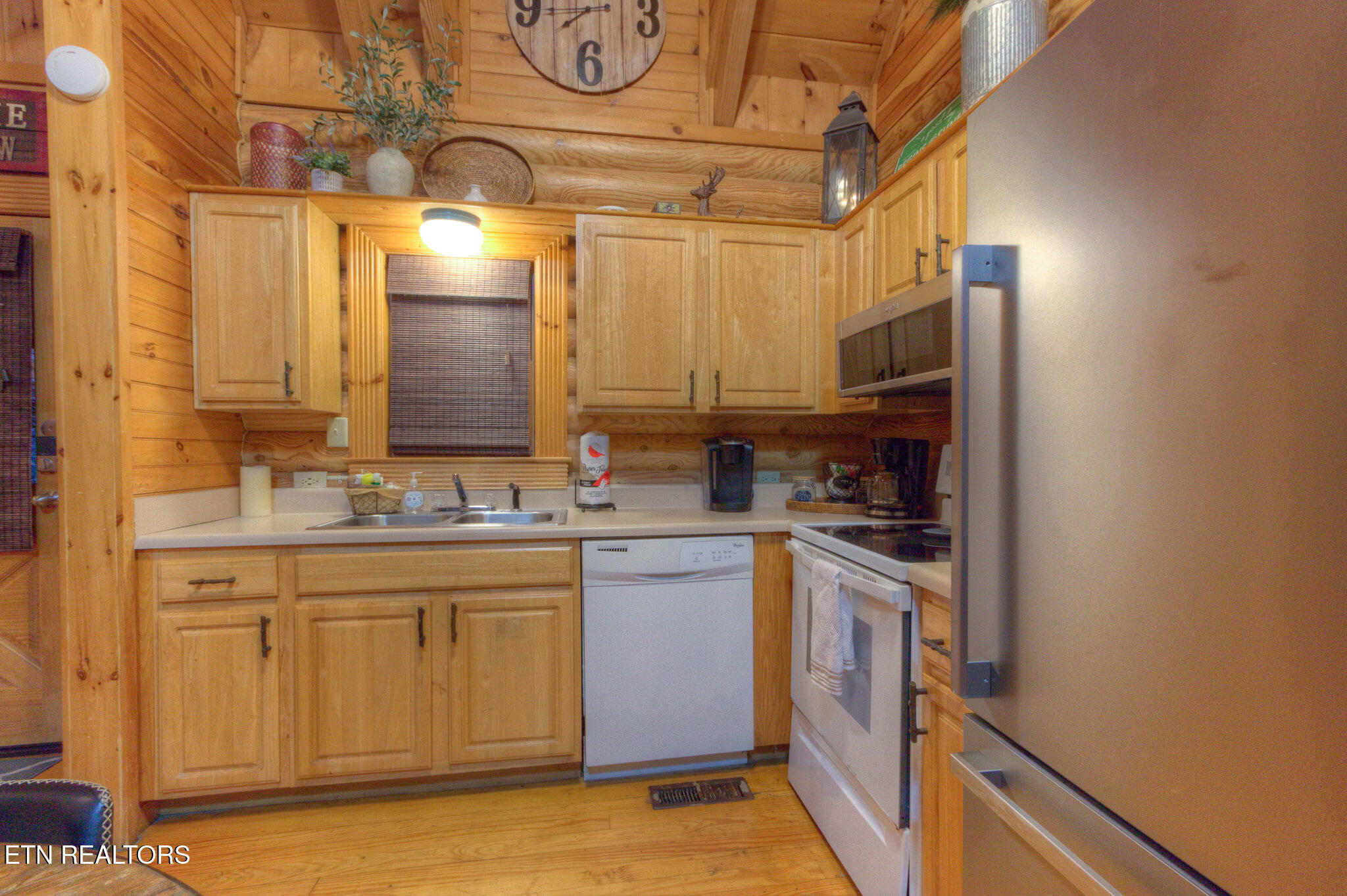 3139 Smoky Ridge Way Sevierville TN 37862