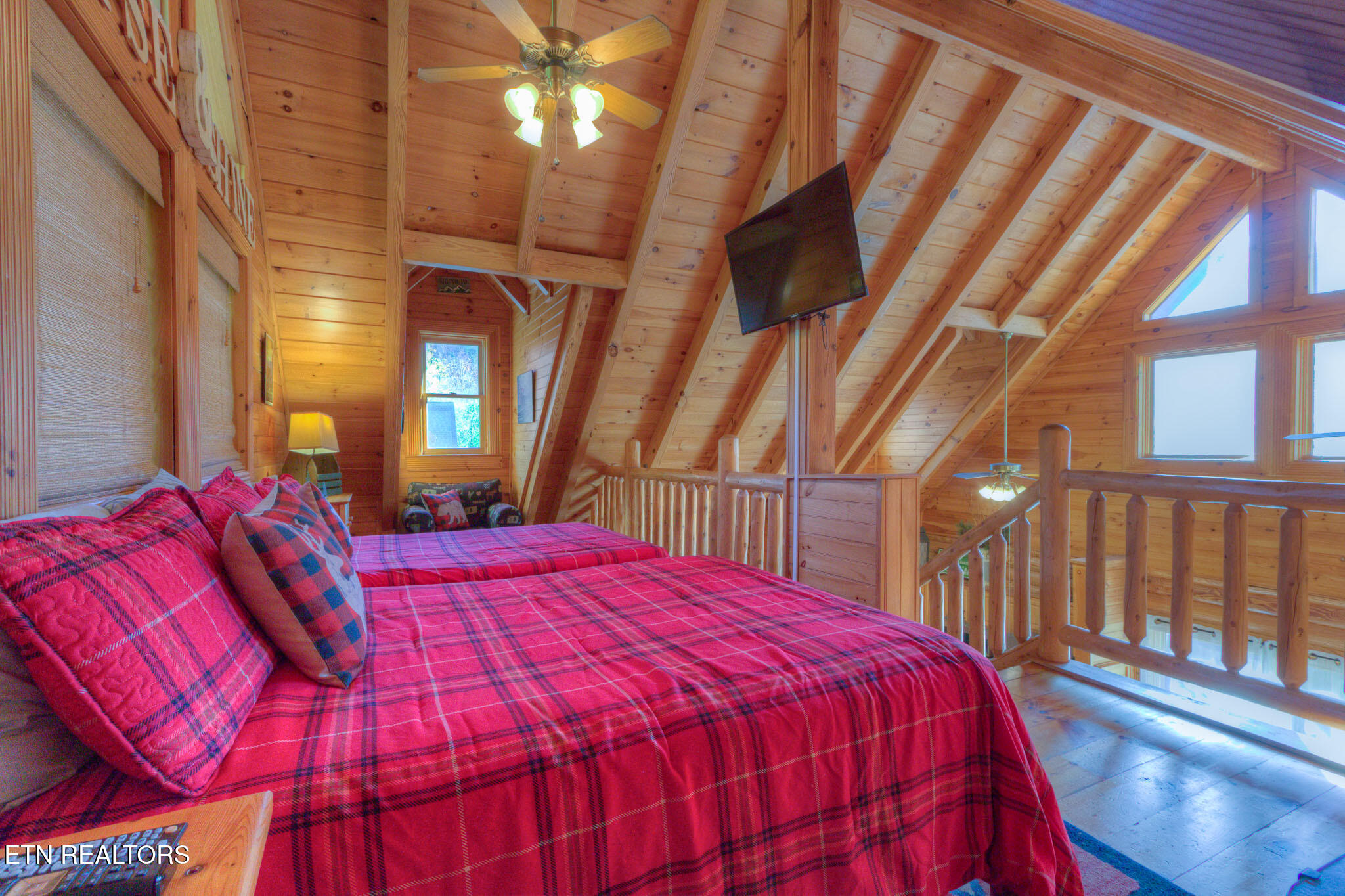 3139 Smoky Ridge Way Sevierville TN 37862