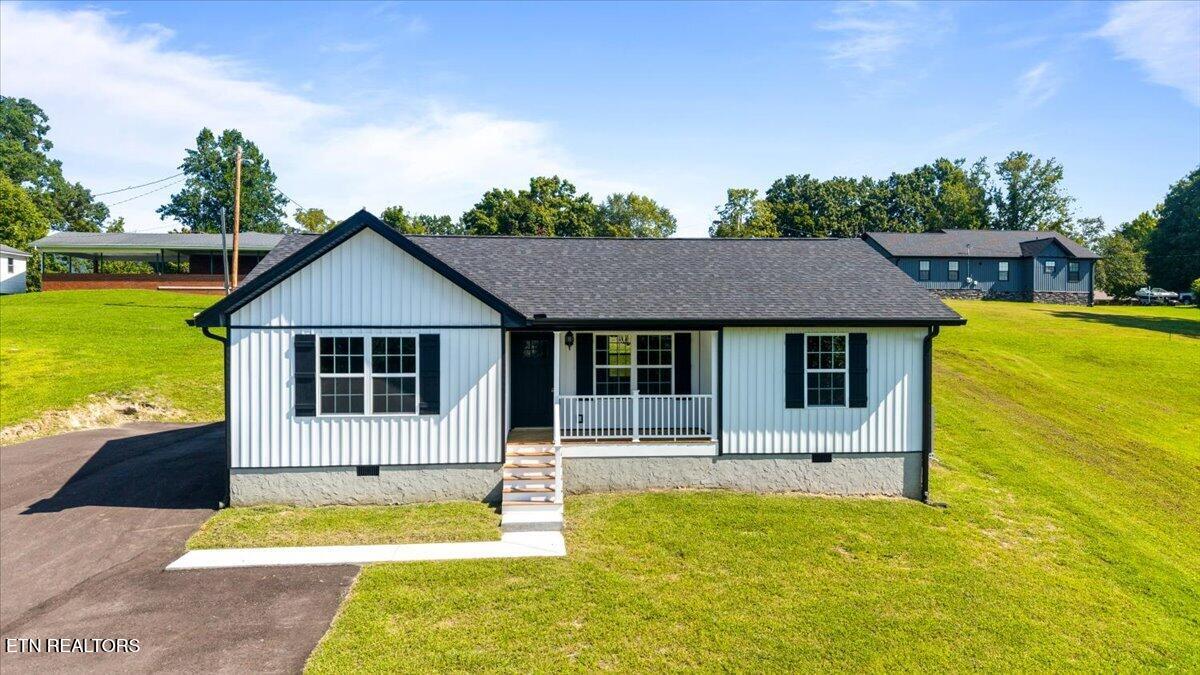 1822 Loop Road Lafollette TN 37766