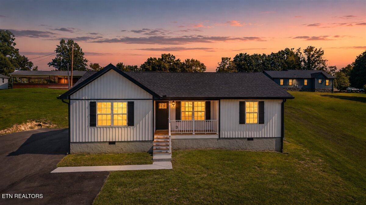 1822 Loop Road Lafollette TN 37766