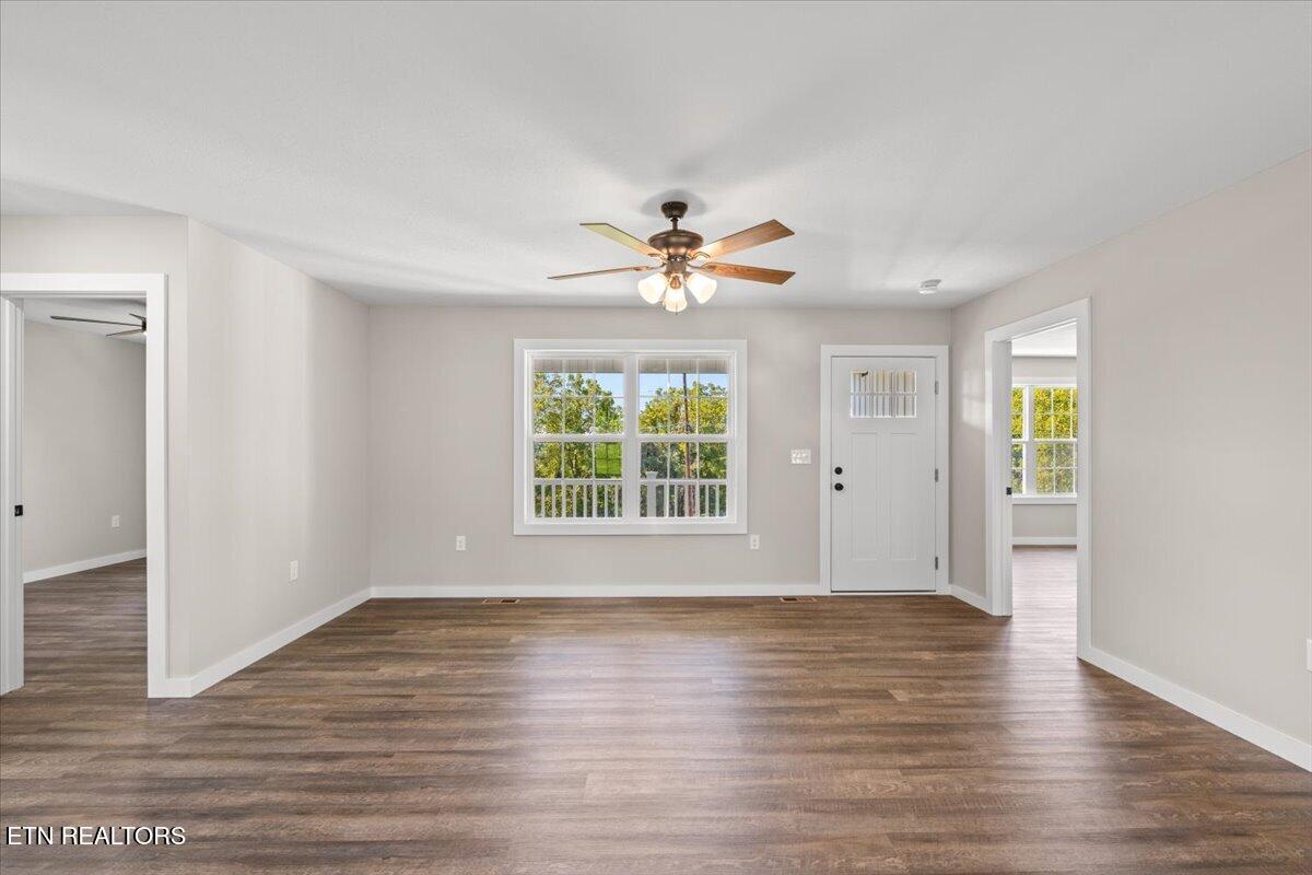 1822 Loop Road Lafollette TN 37766