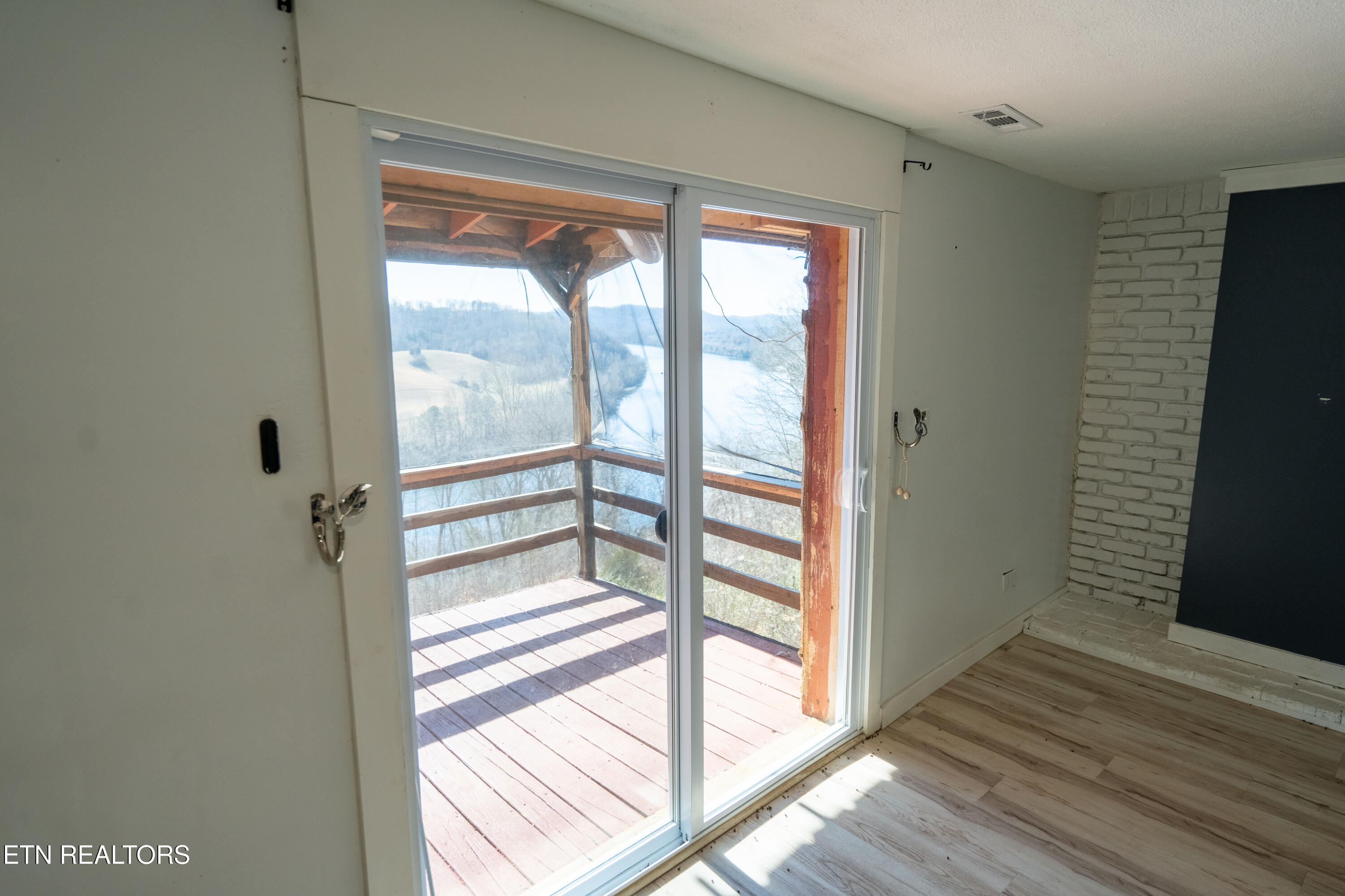 191 Hudson Lane Clinton TN 37716