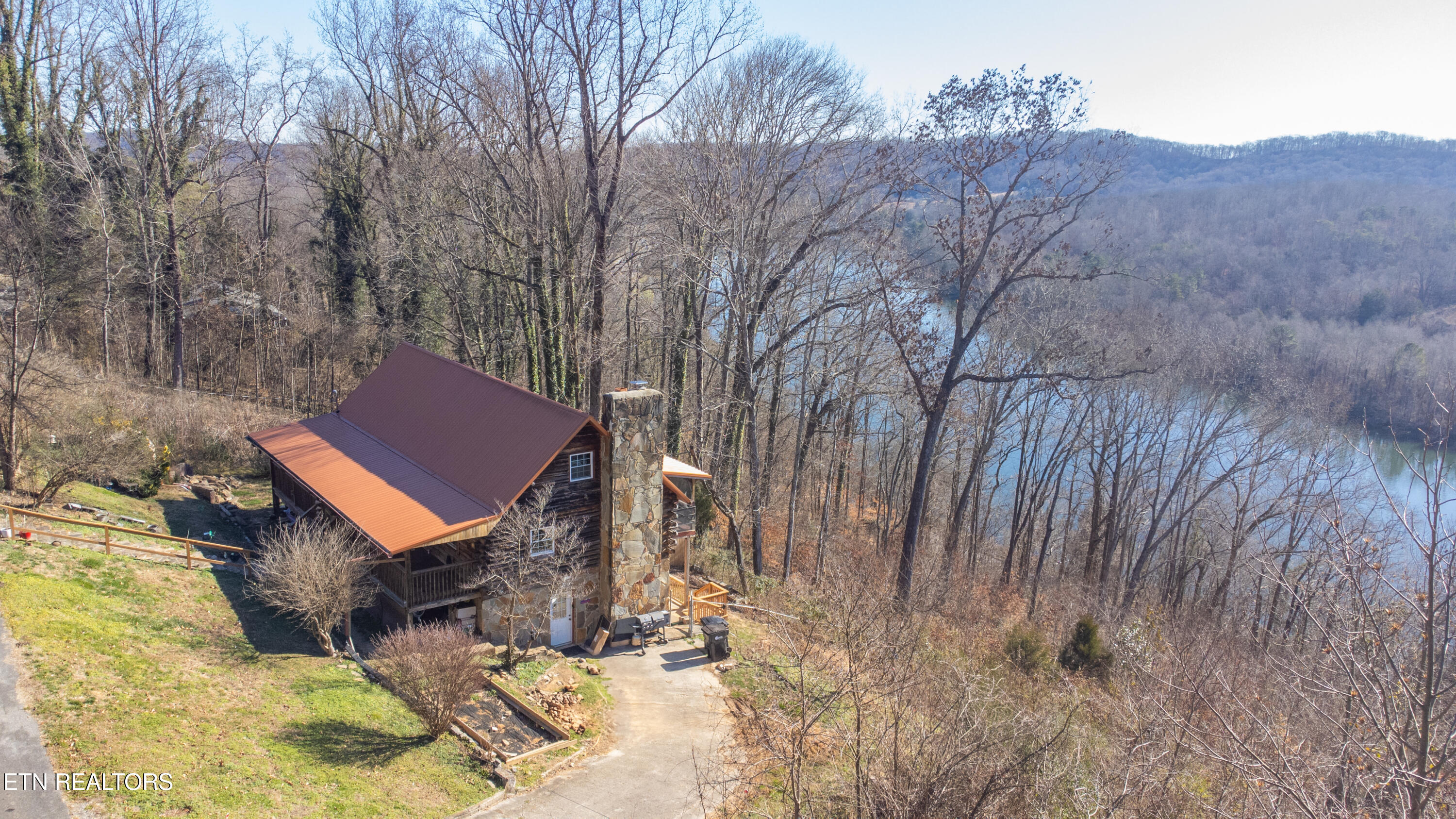 191 Hudson Lane Clinton TN 37716