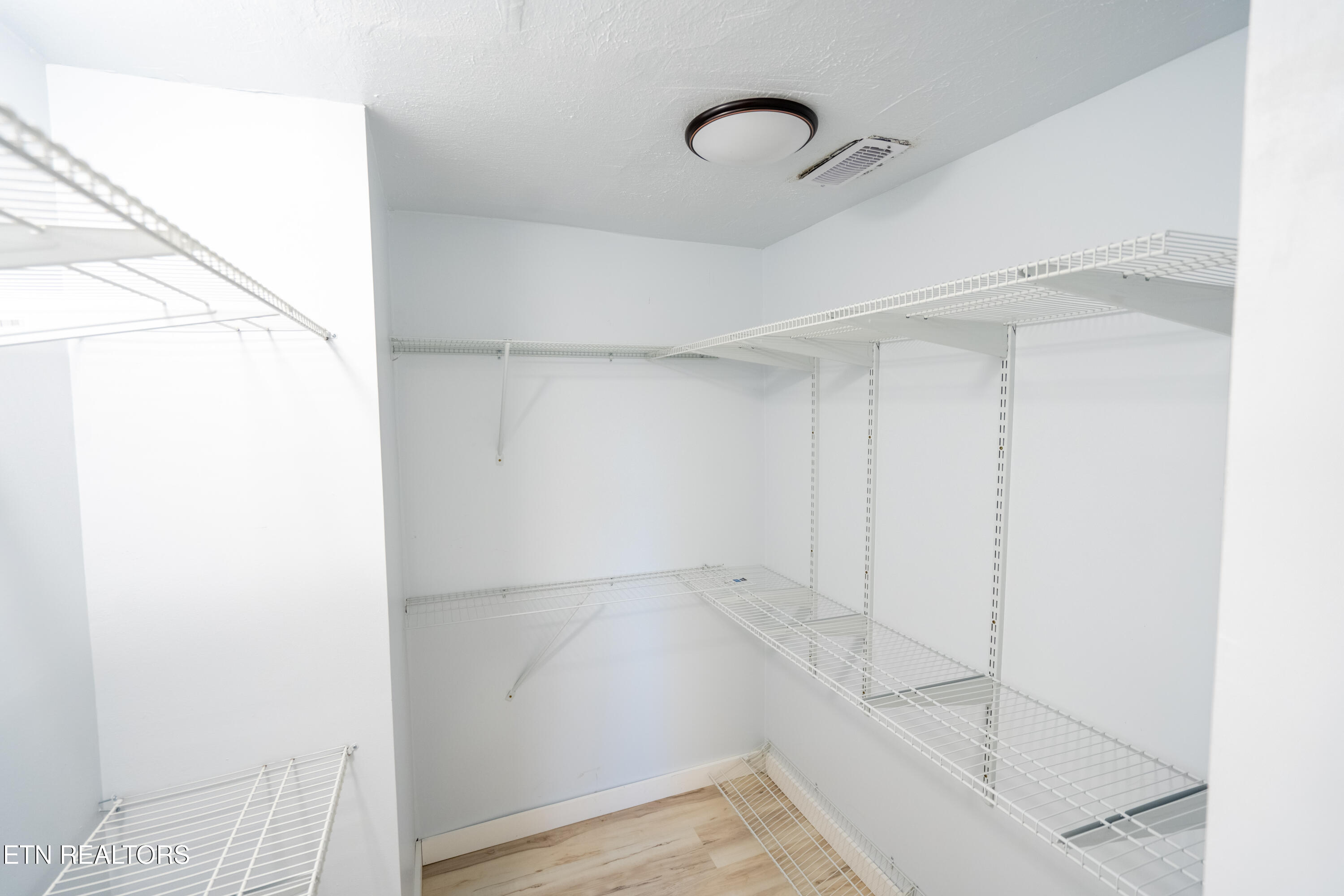 191 Hudson Lane Clinton TN 37716