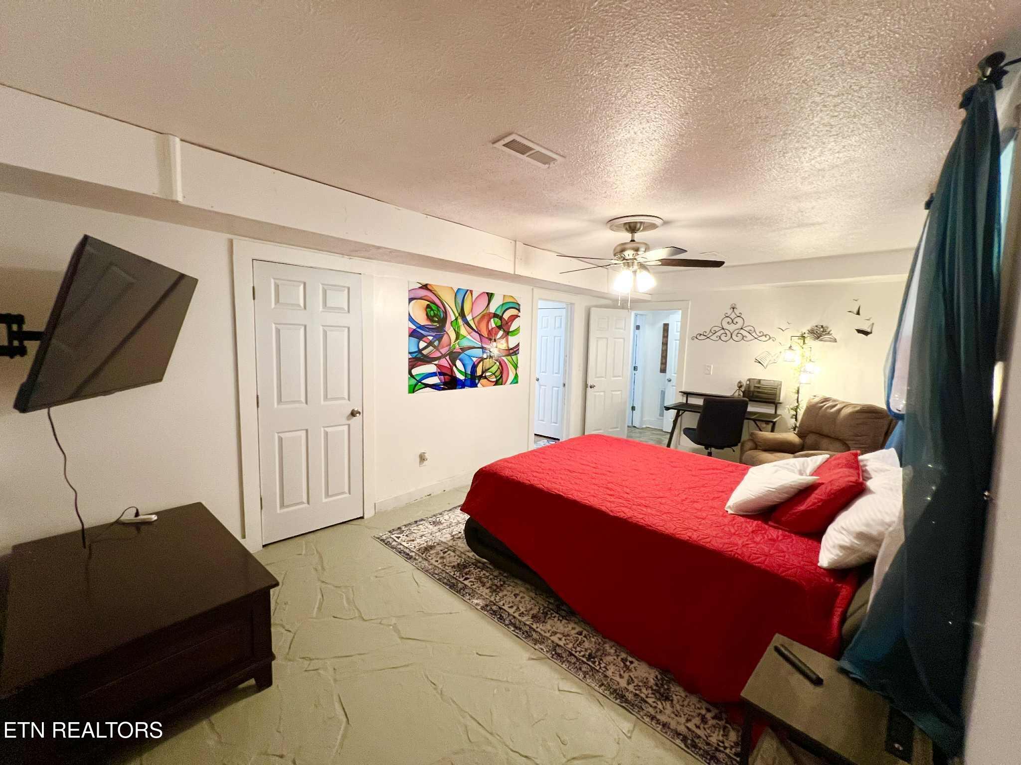 191 Hudson Lane Clinton TN 37716