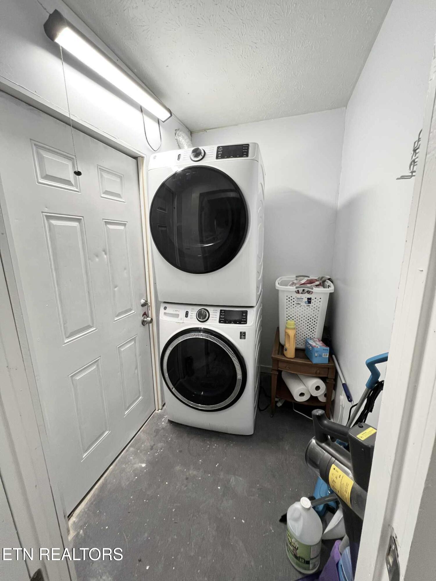 191 Hudson Lane Clinton TN 37716