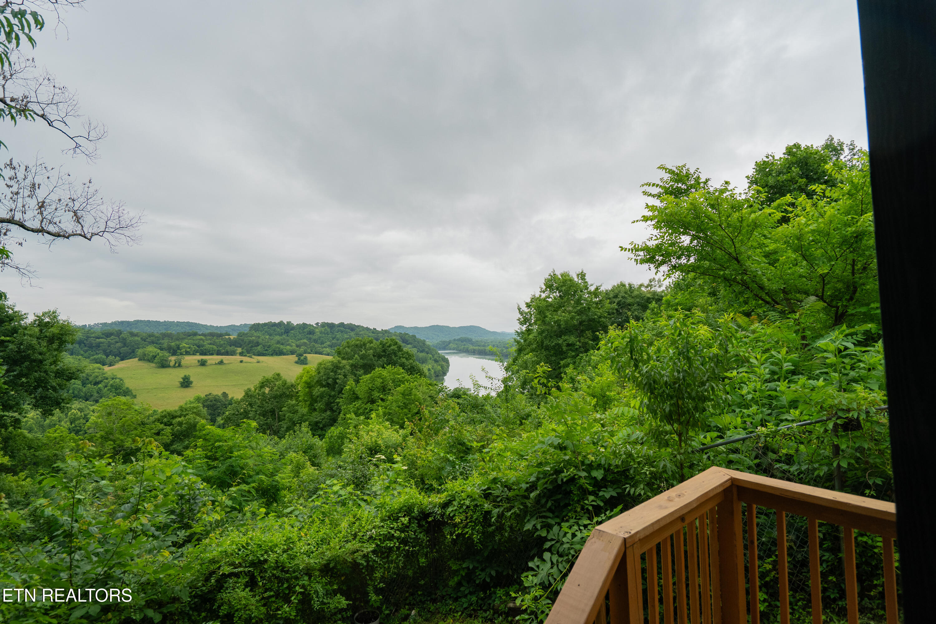 191 Hudson Lane Clinton TN 37716