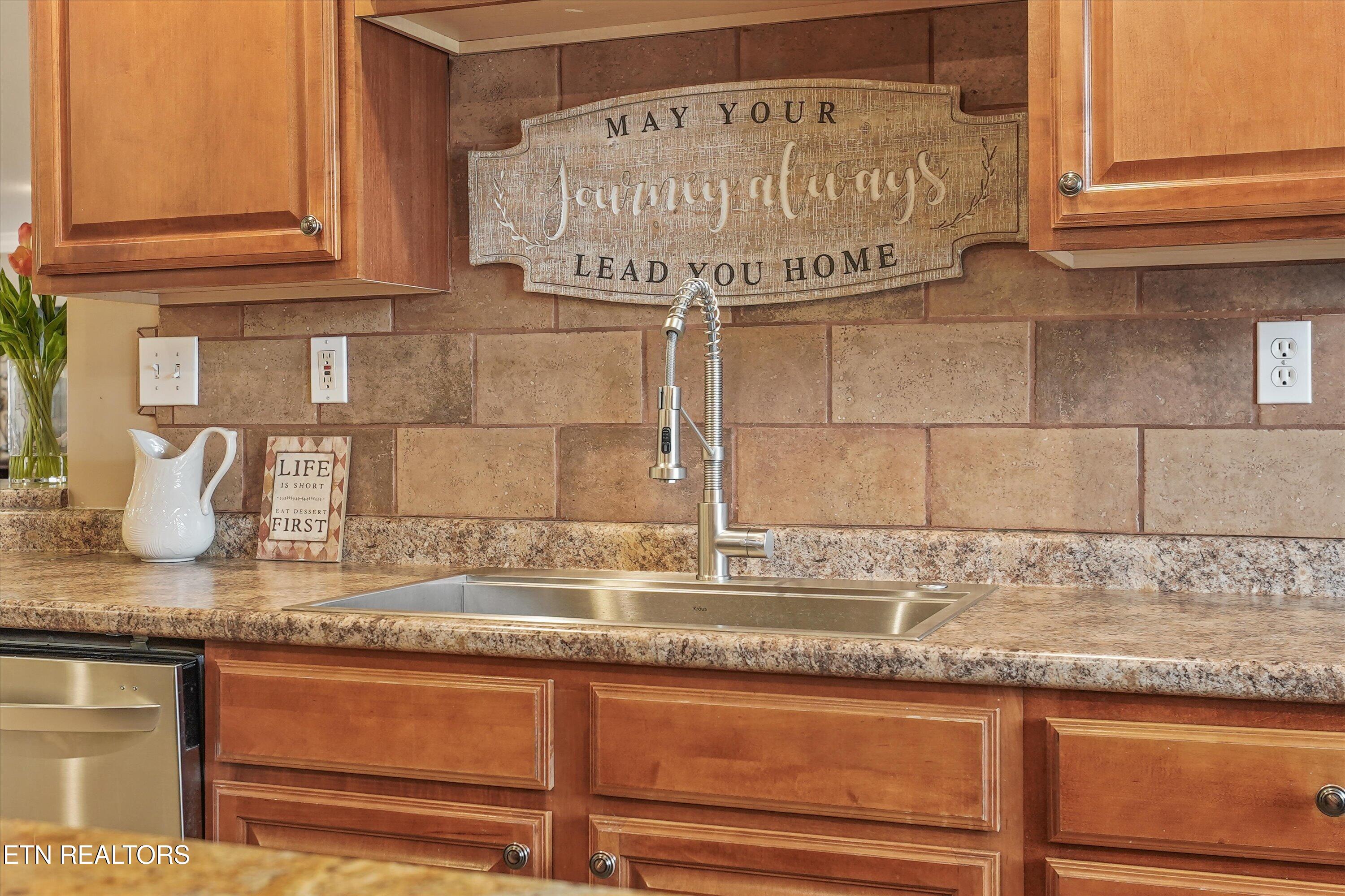 3748 Whitworth Drive Knoxville TN 37938