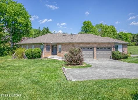 180 Hidden Oaks Lane Lenoir City TN 37772