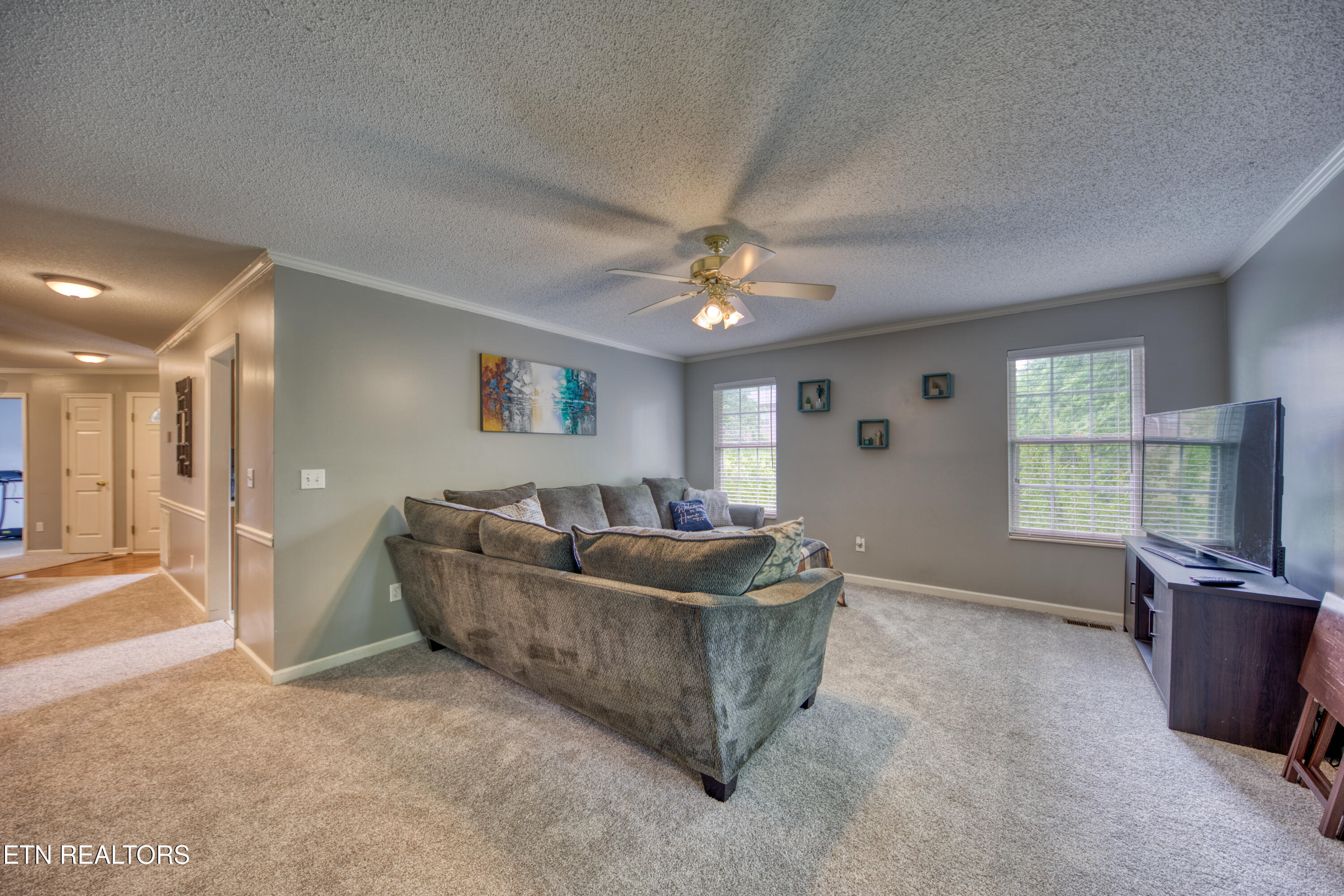 180 Hidden Oaks Lane Lenoir City TN 37772