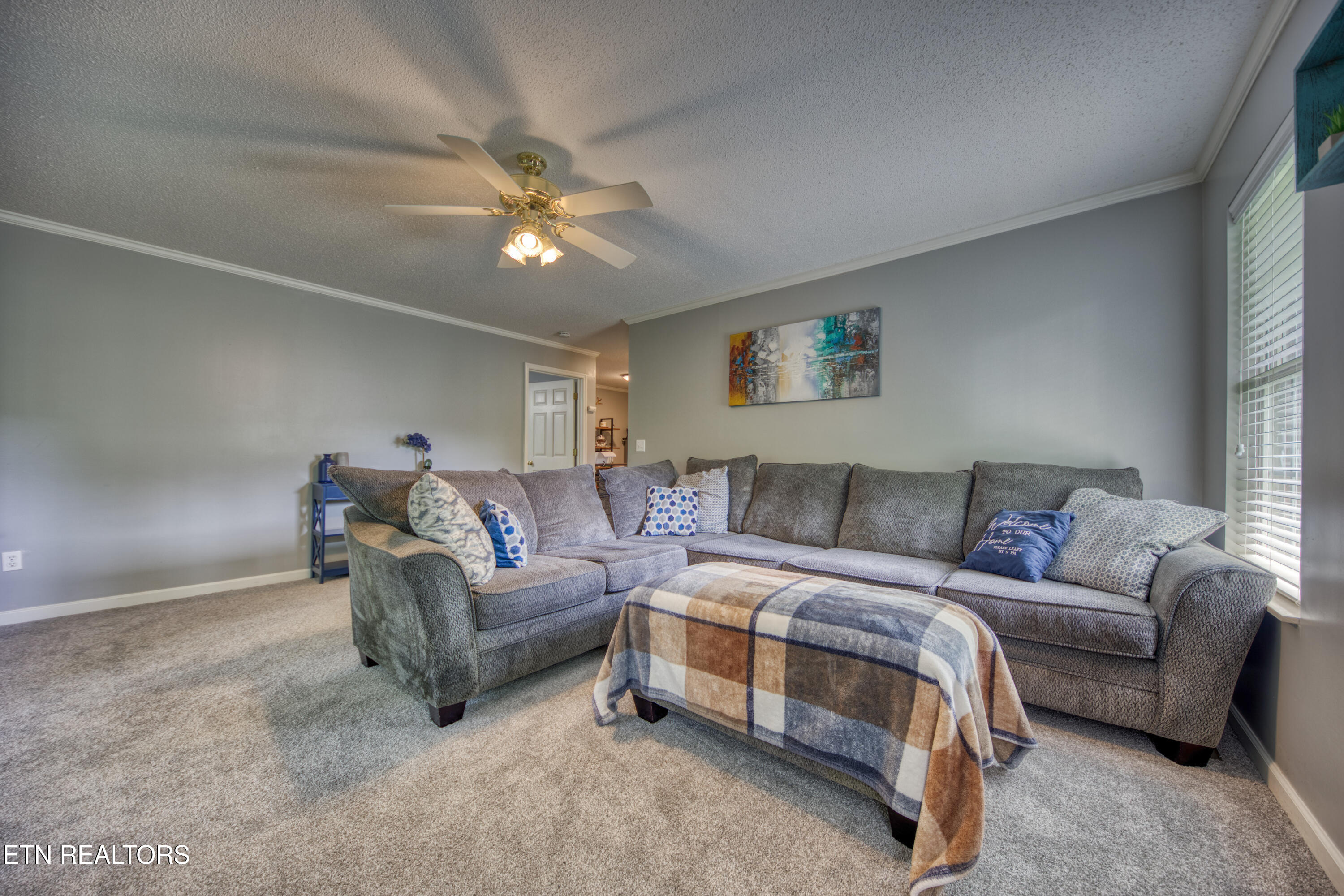 180 Hidden Oaks Lane Lenoir City TN 37772