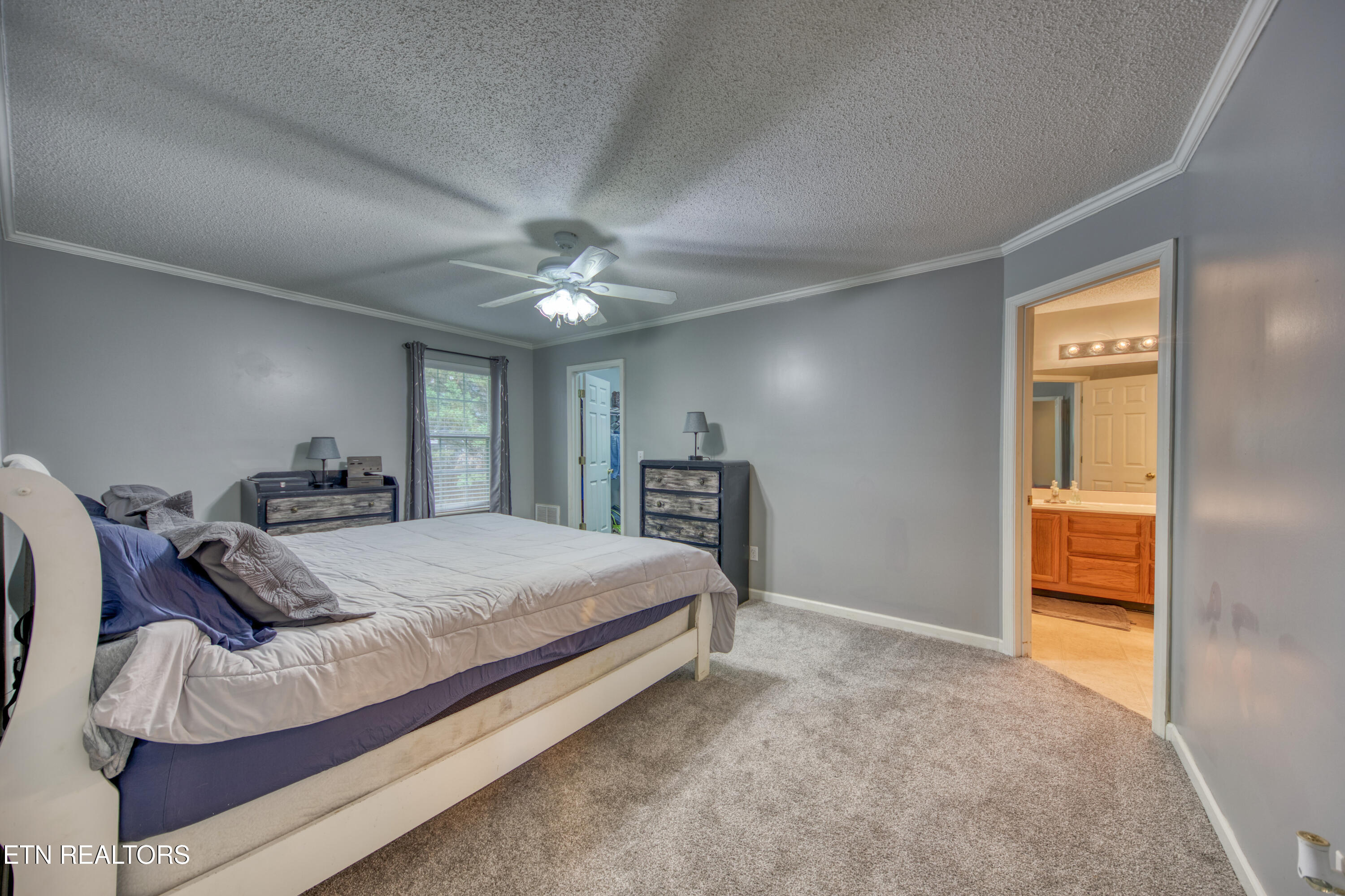 180 Hidden Oaks Lane Lenoir City TN 37772