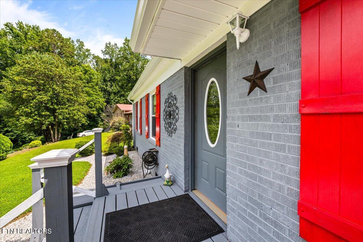 112 Country Hill Lane Lafollette TN 37766