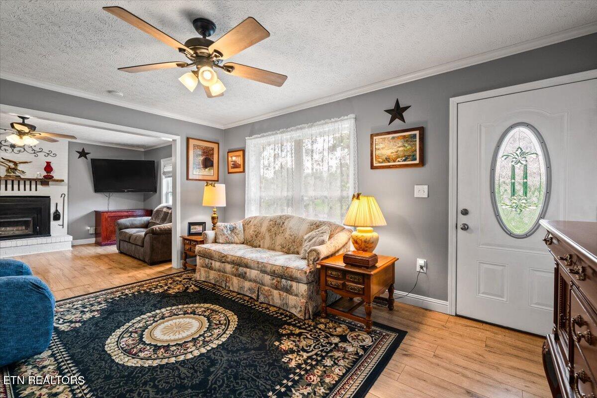 112 Country Hill Lane Lafollette TN 37766