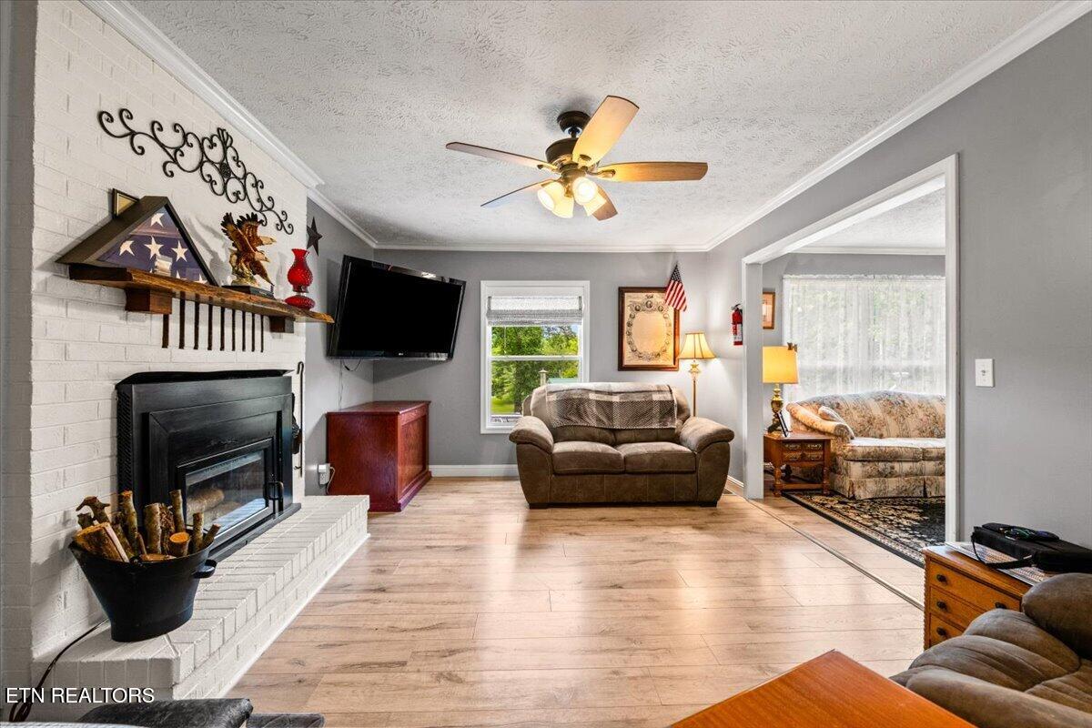 112 Country Hill Lane Lafollette TN 37766