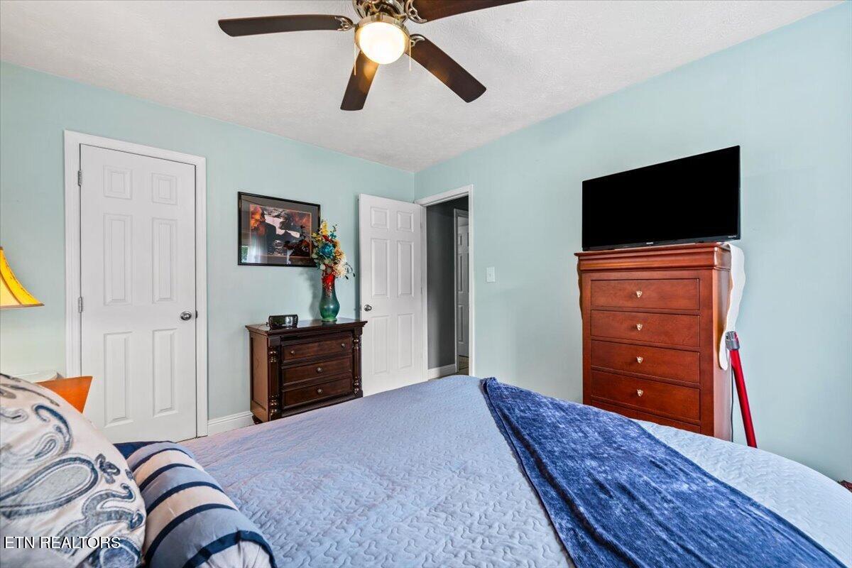 112 Country Hill Lane Lafollette TN 37766
