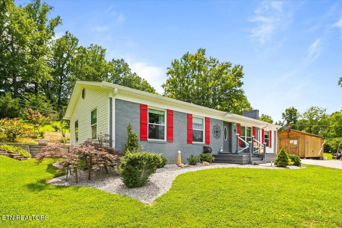 112 Country Hill Lane Lafollette TN 37766