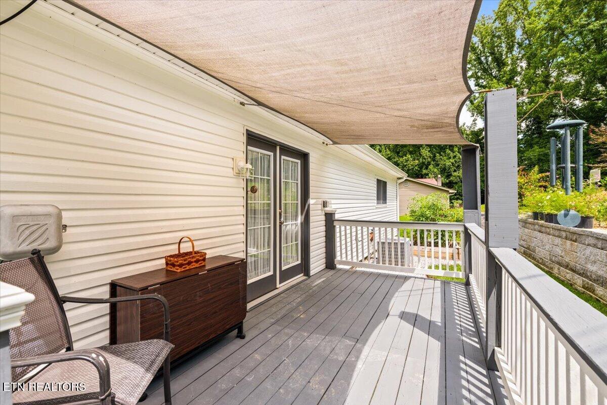 112 Country Hill Lane Lafollette TN 37766