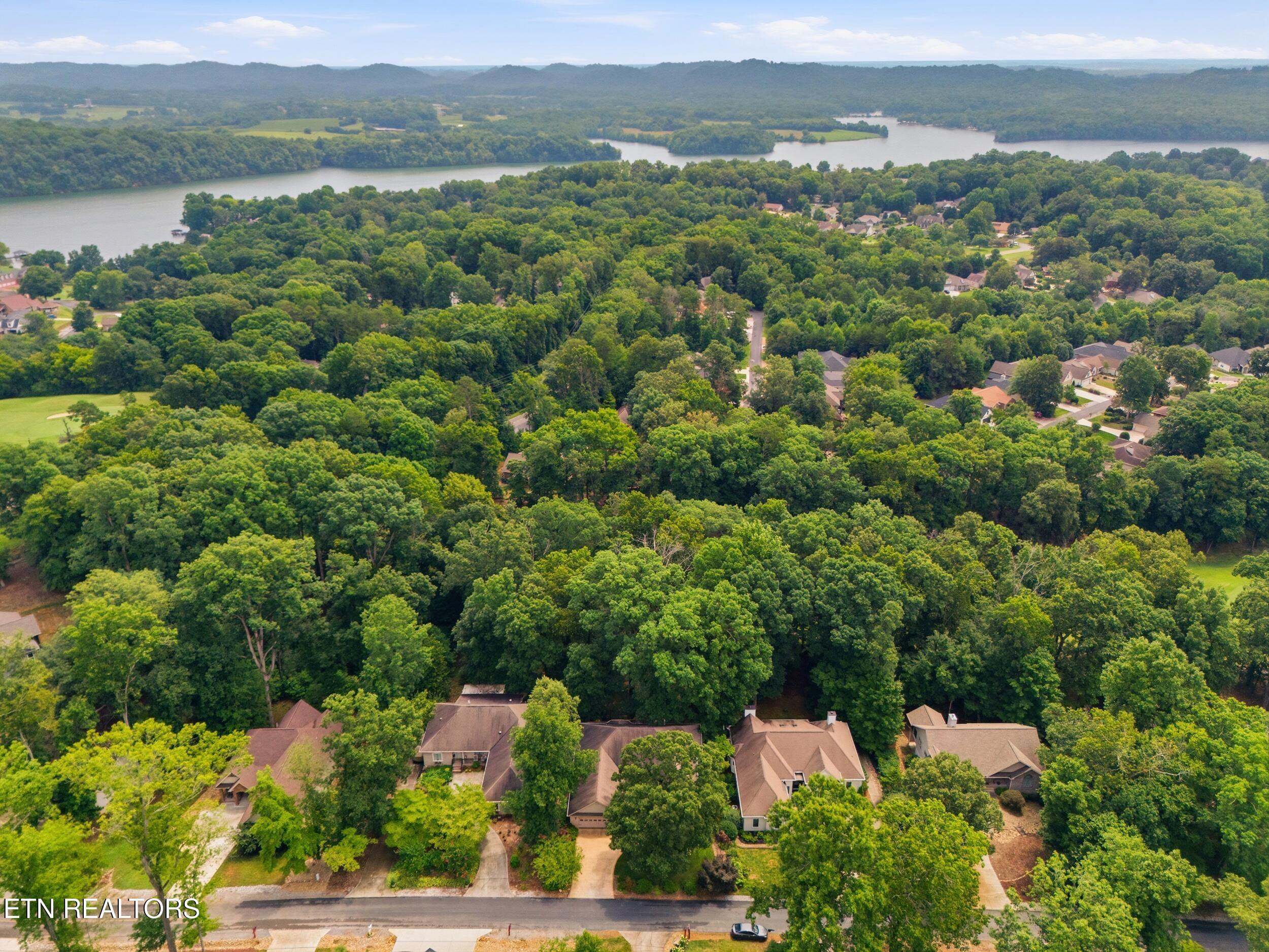 114 Oostanali Way Loudon TN 37774