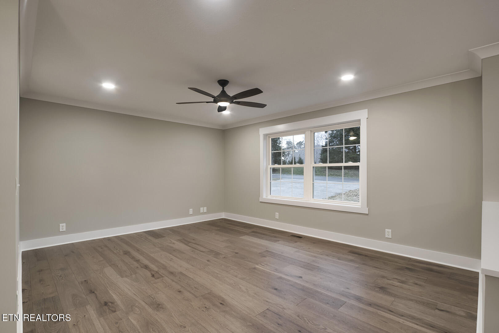 301 Uhdali Place Loudon TN 37774