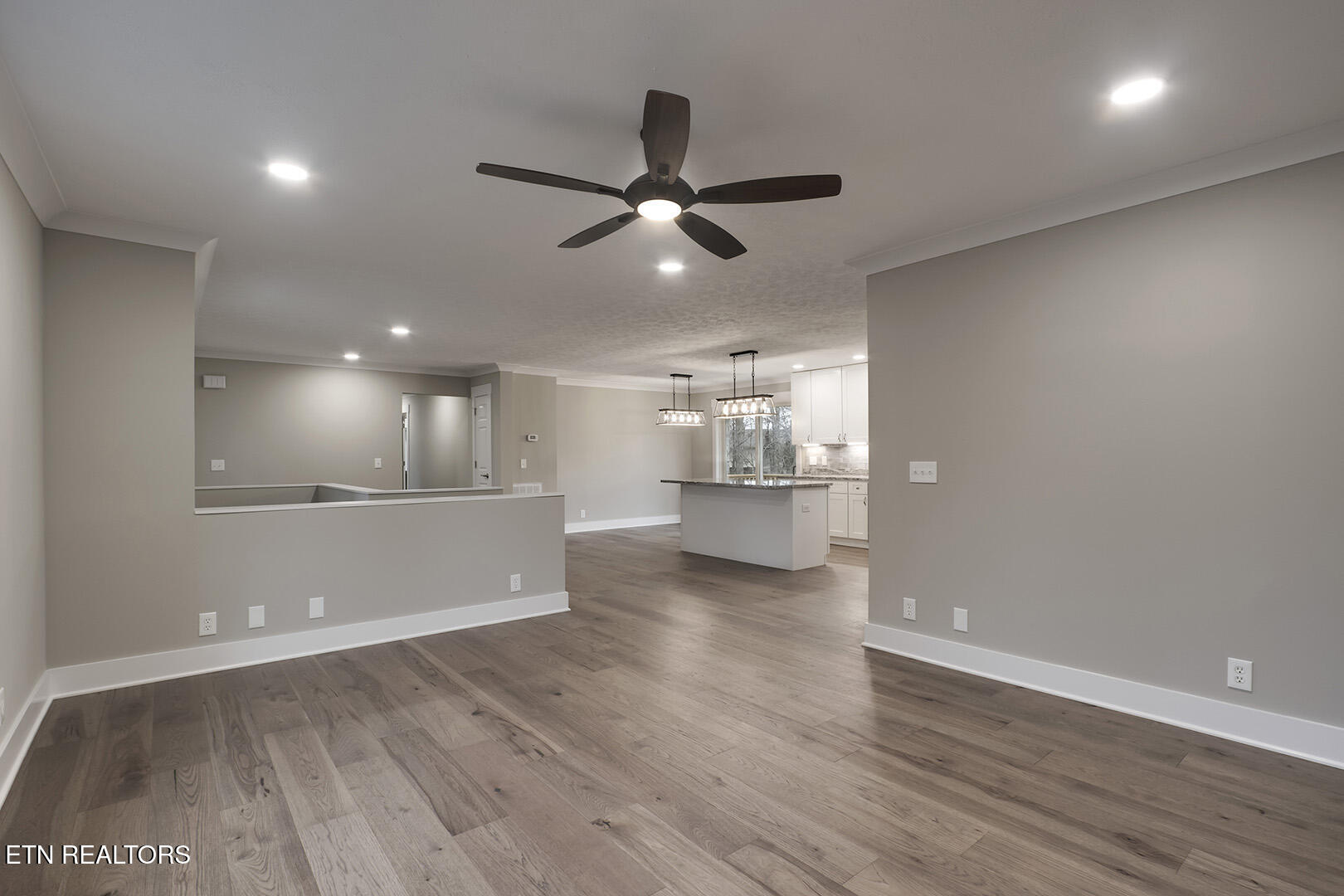 301 Uhdali Place Loudon TN 37774