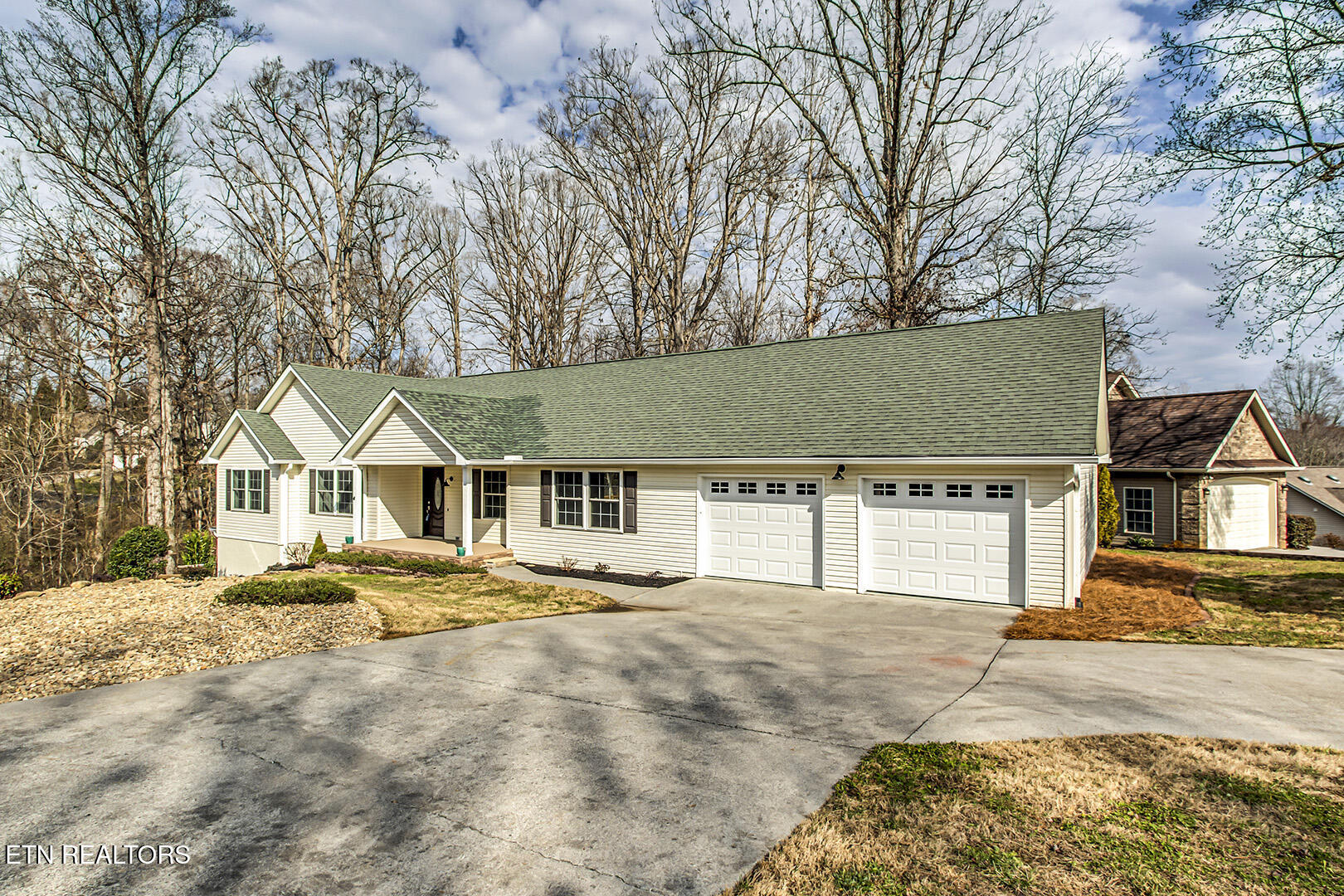 301 Uhdali Place Loudon TN 37774